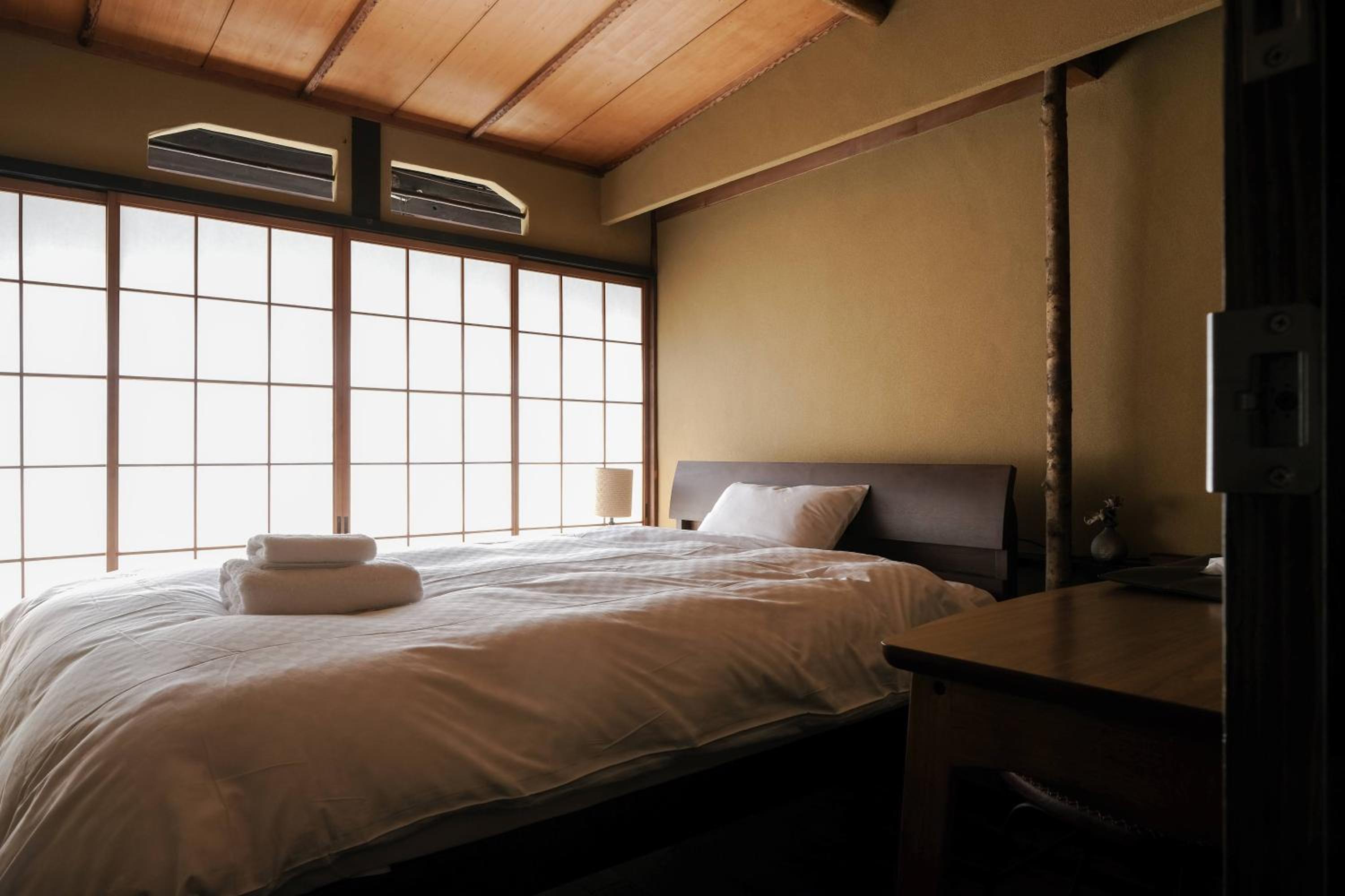 Double Room - Photo 9