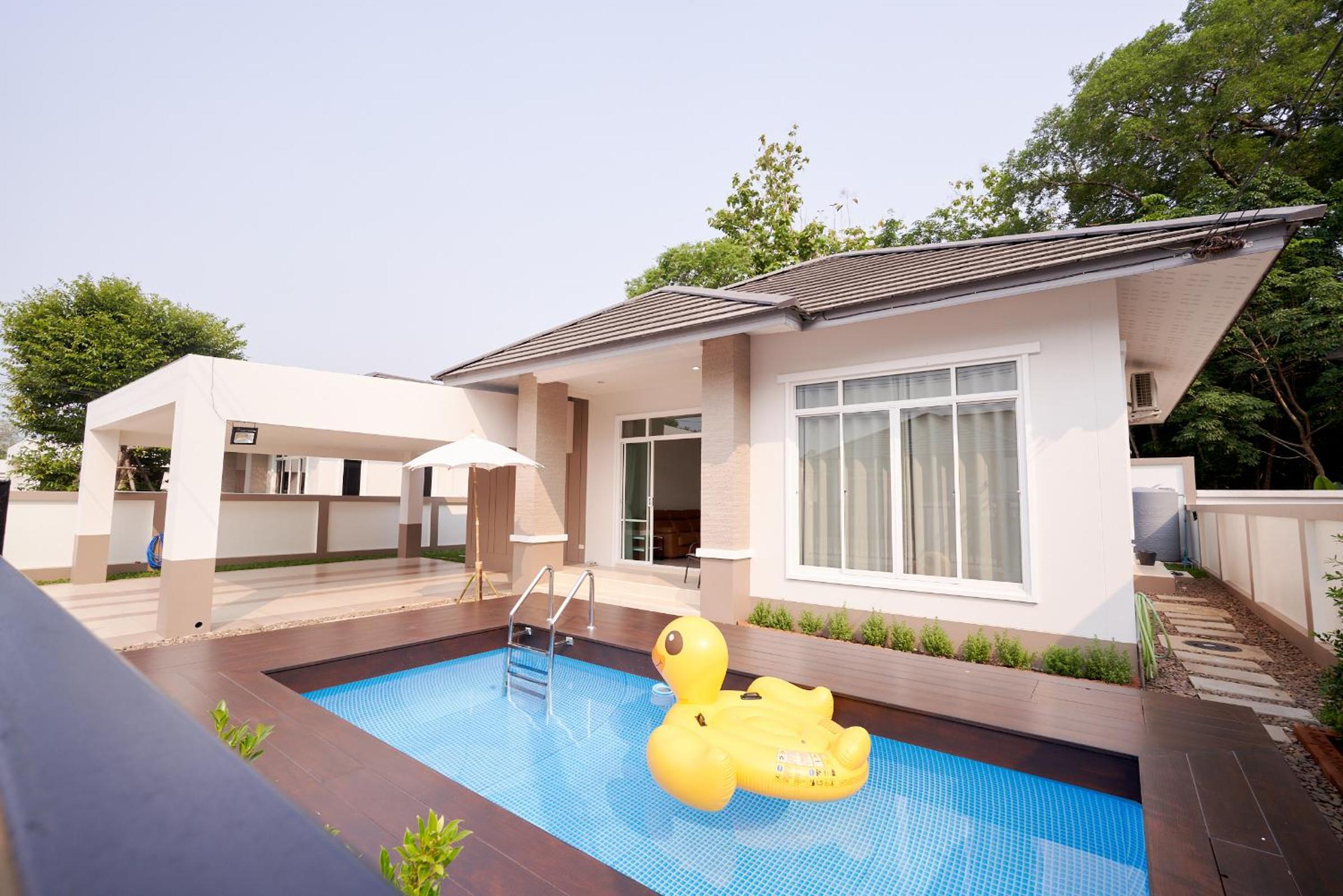 Three-Bedroom Villa - Photo 29