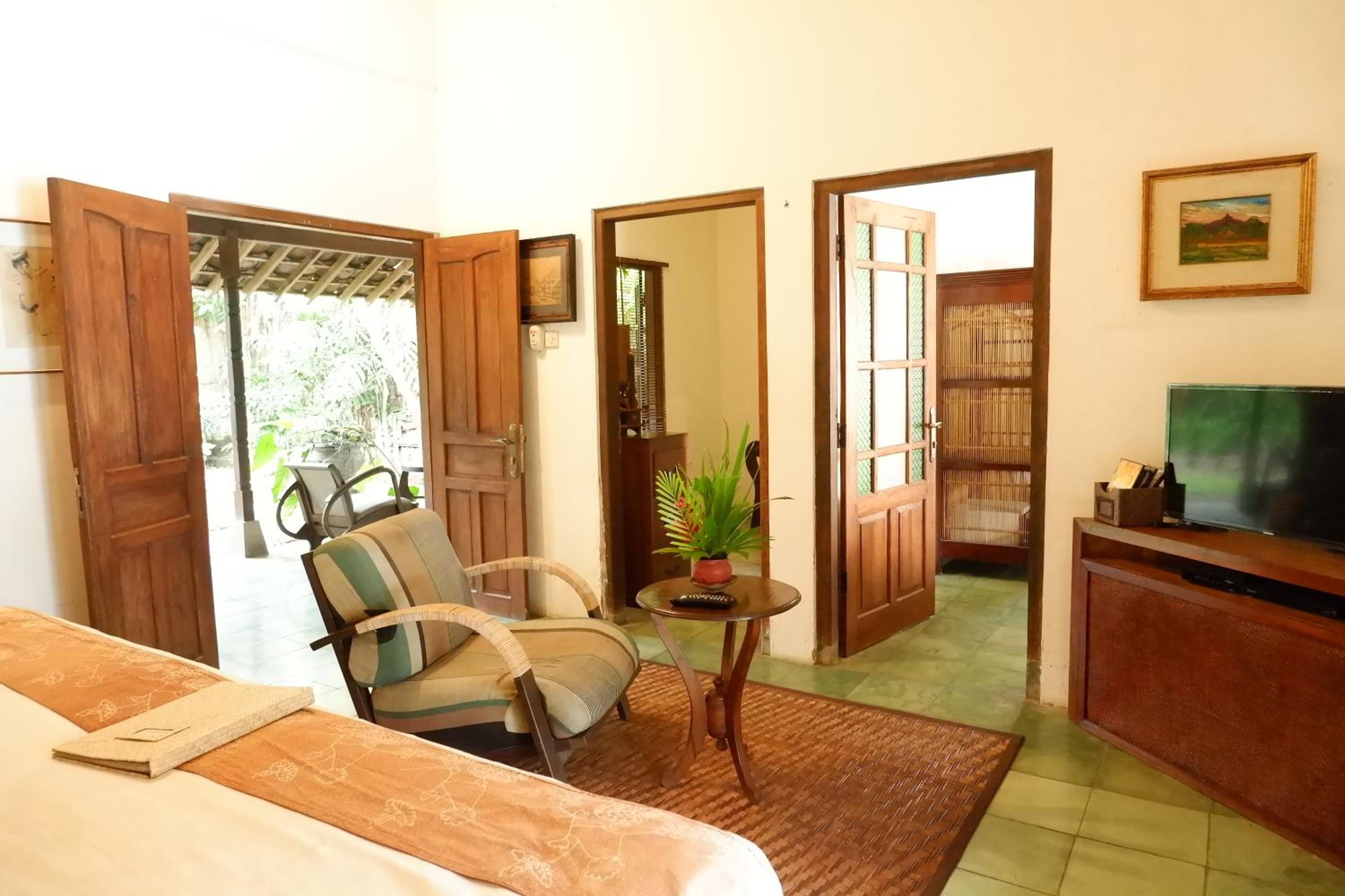 Two-Bedroom Villa with Private Pool - Photo 10