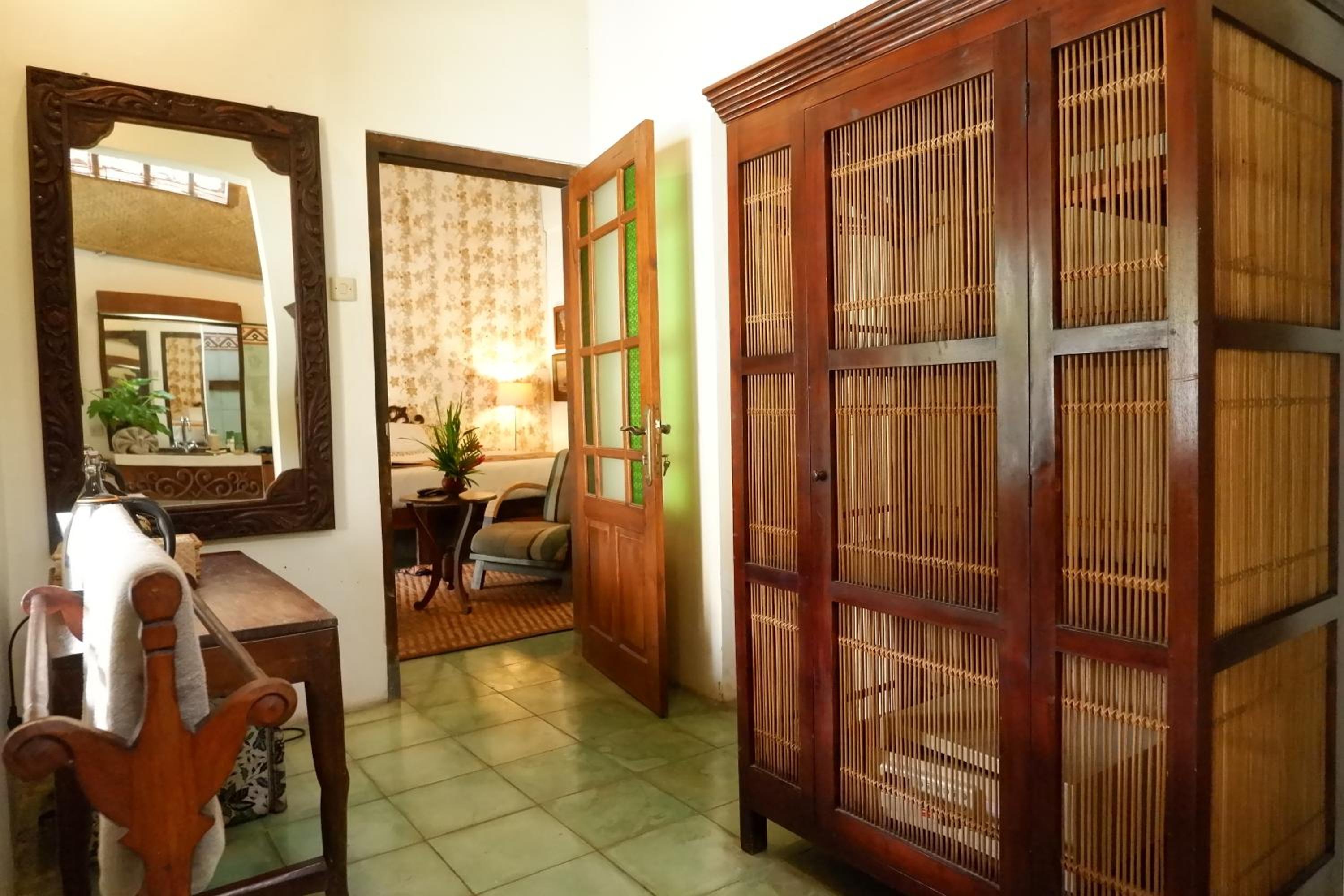 Two-Bedroom Villa with Private Pool - Photo 12