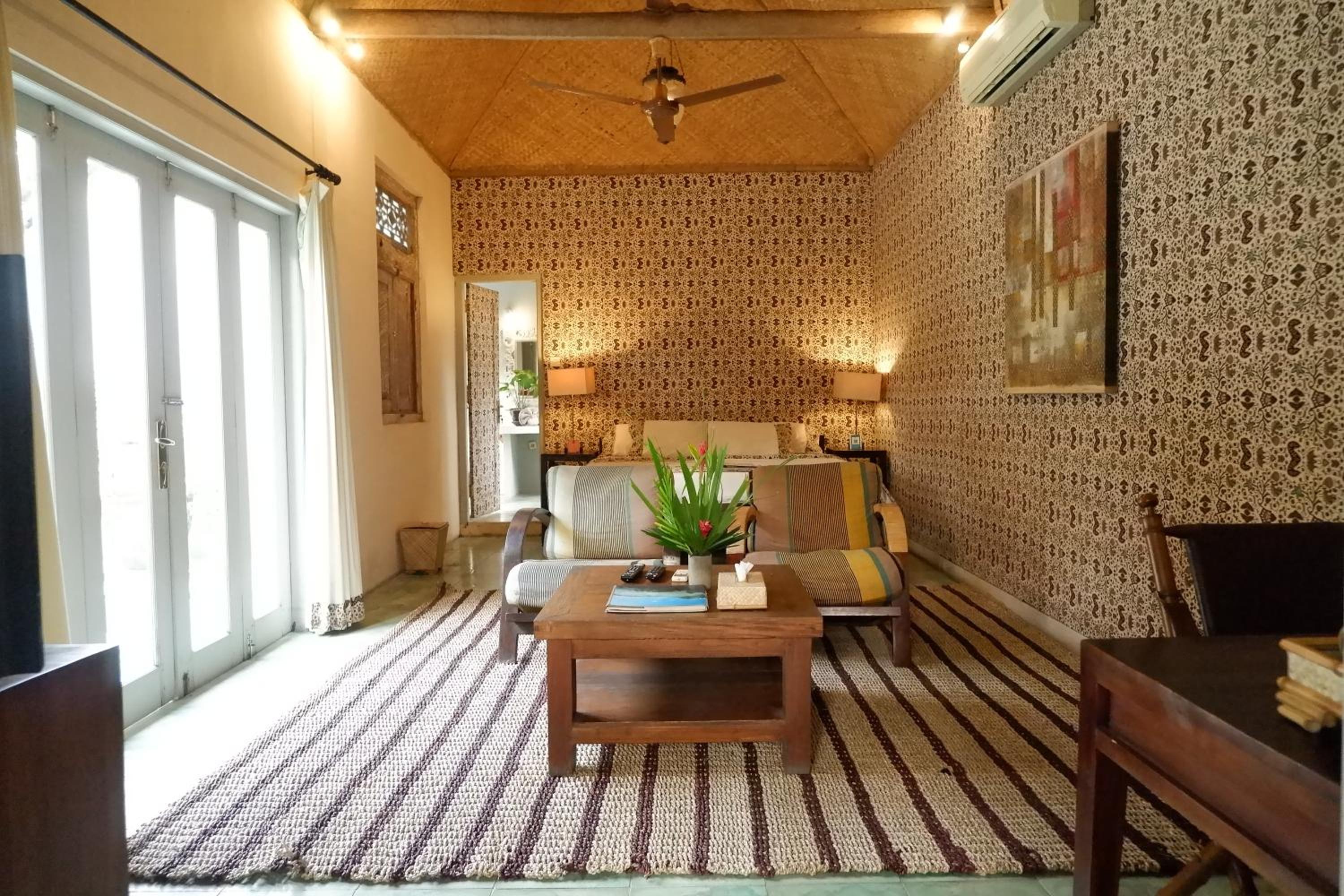 Two-Bedroom Villa with Private Pool - Photo 3