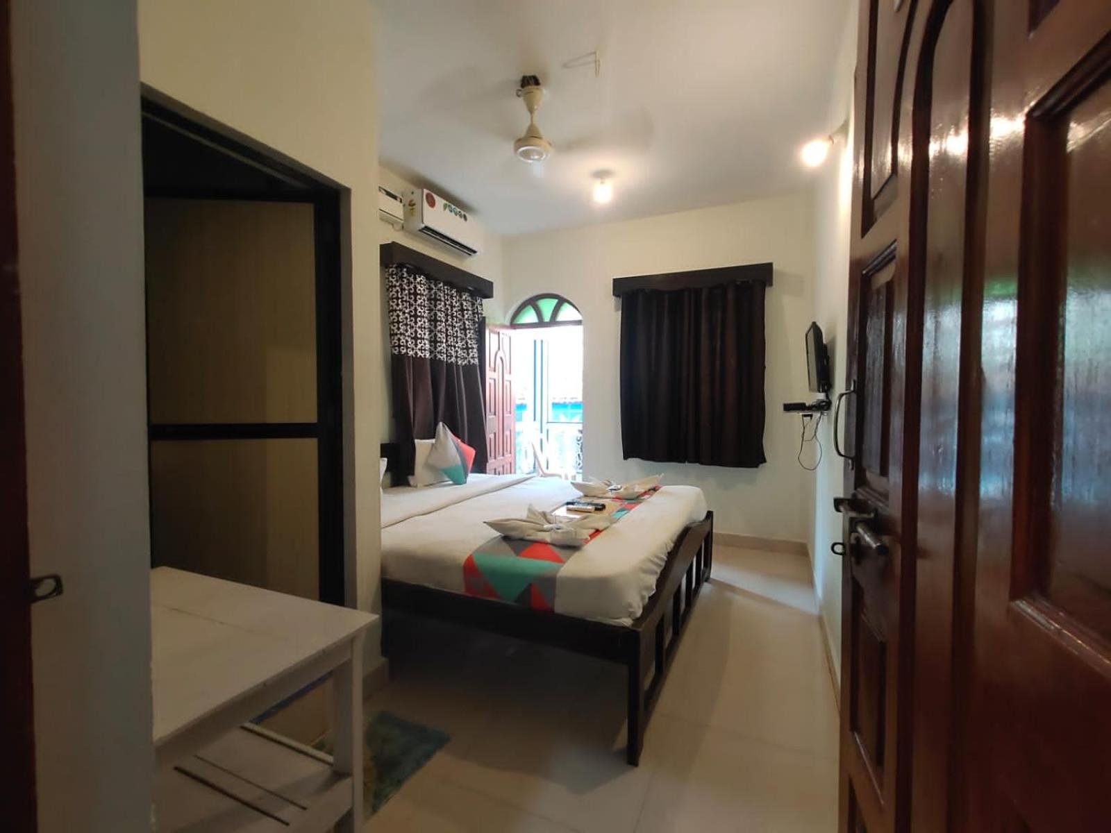 Budget Double Room photo 2