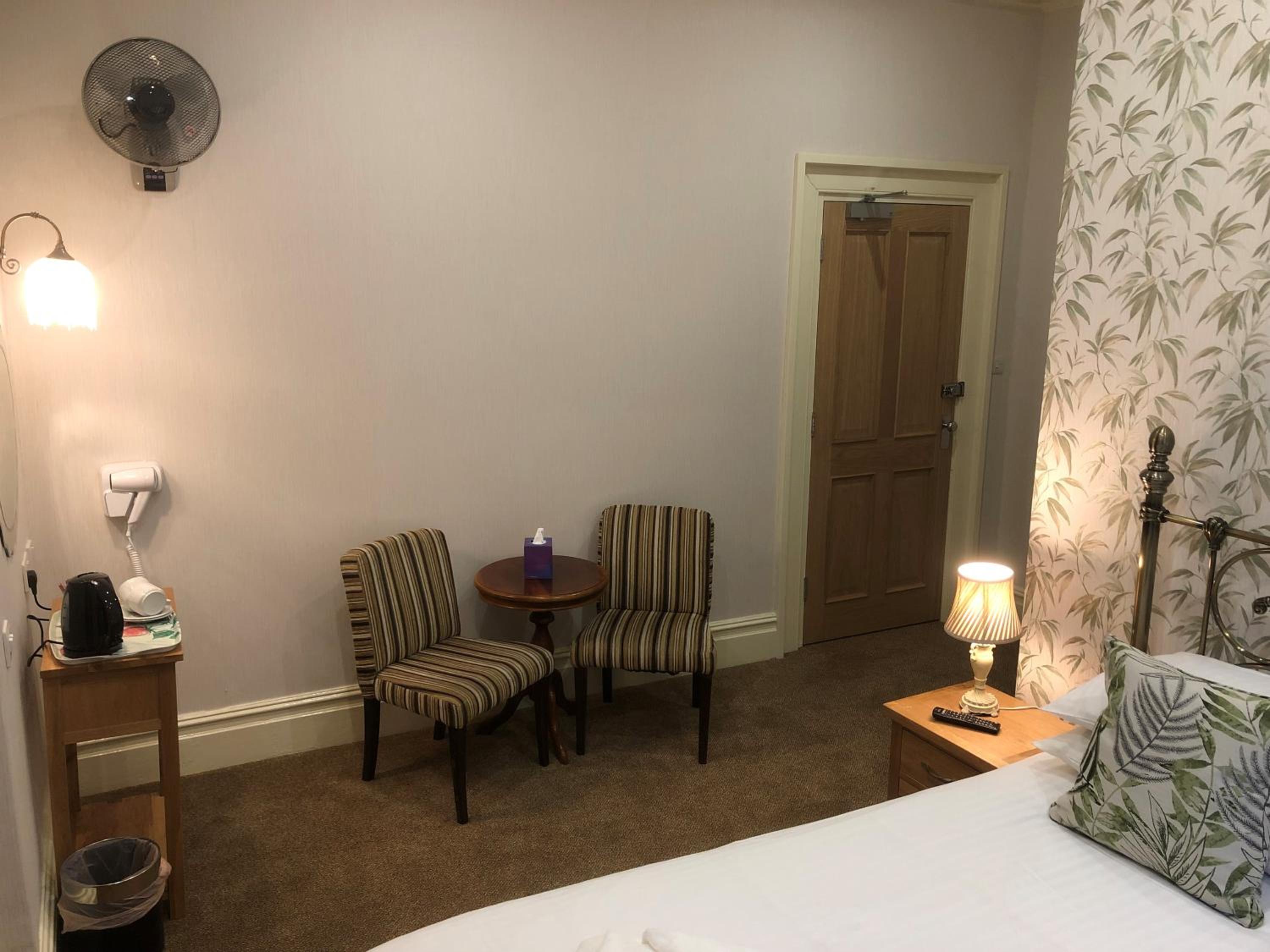 Standard Double Room photo 2