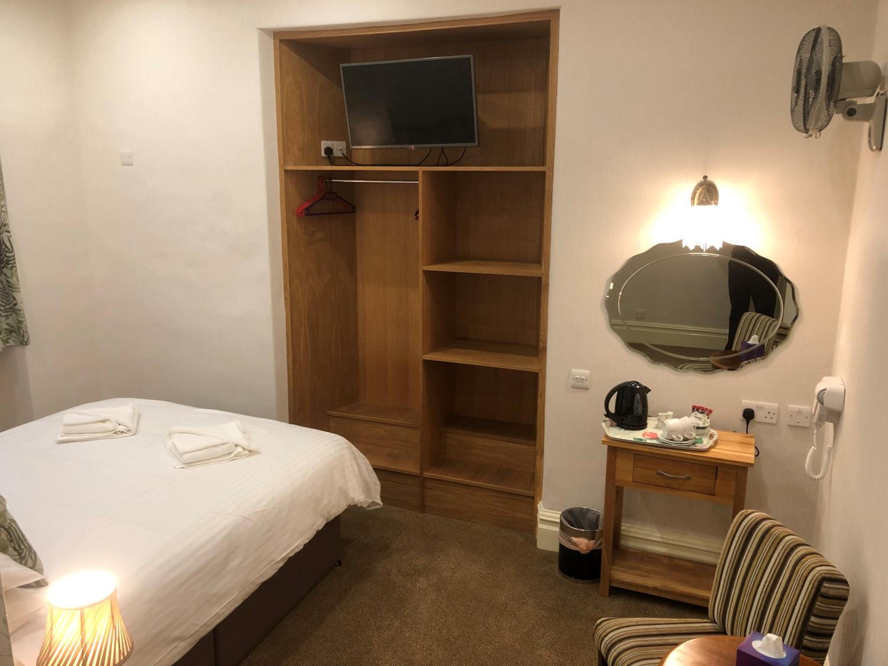 Standard Double Room photo 3