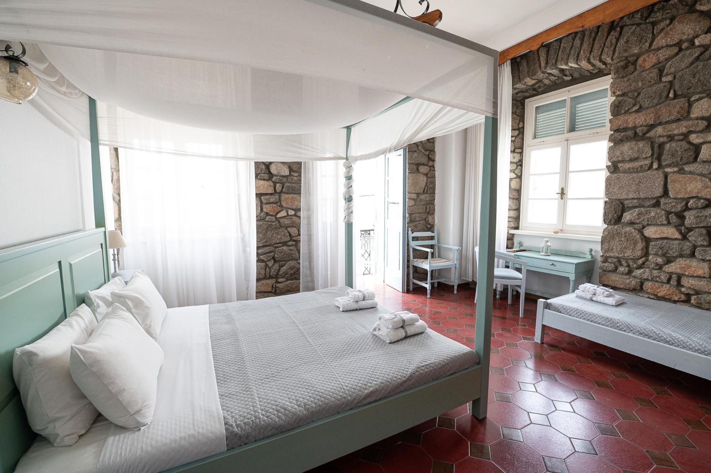Superior Double or Twin Room with Sea View photo 2