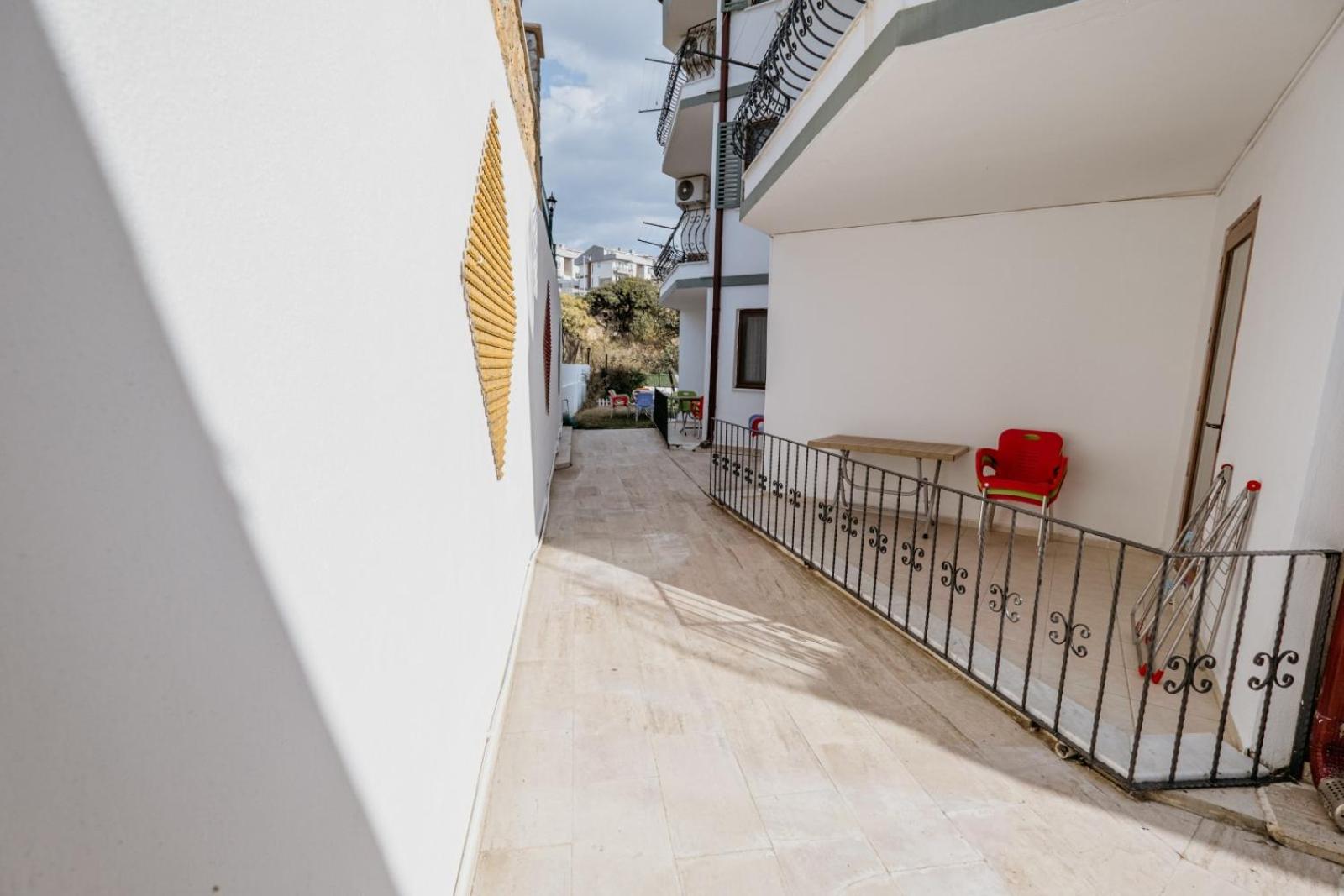 Apartment - Ground Floor - Photo 7