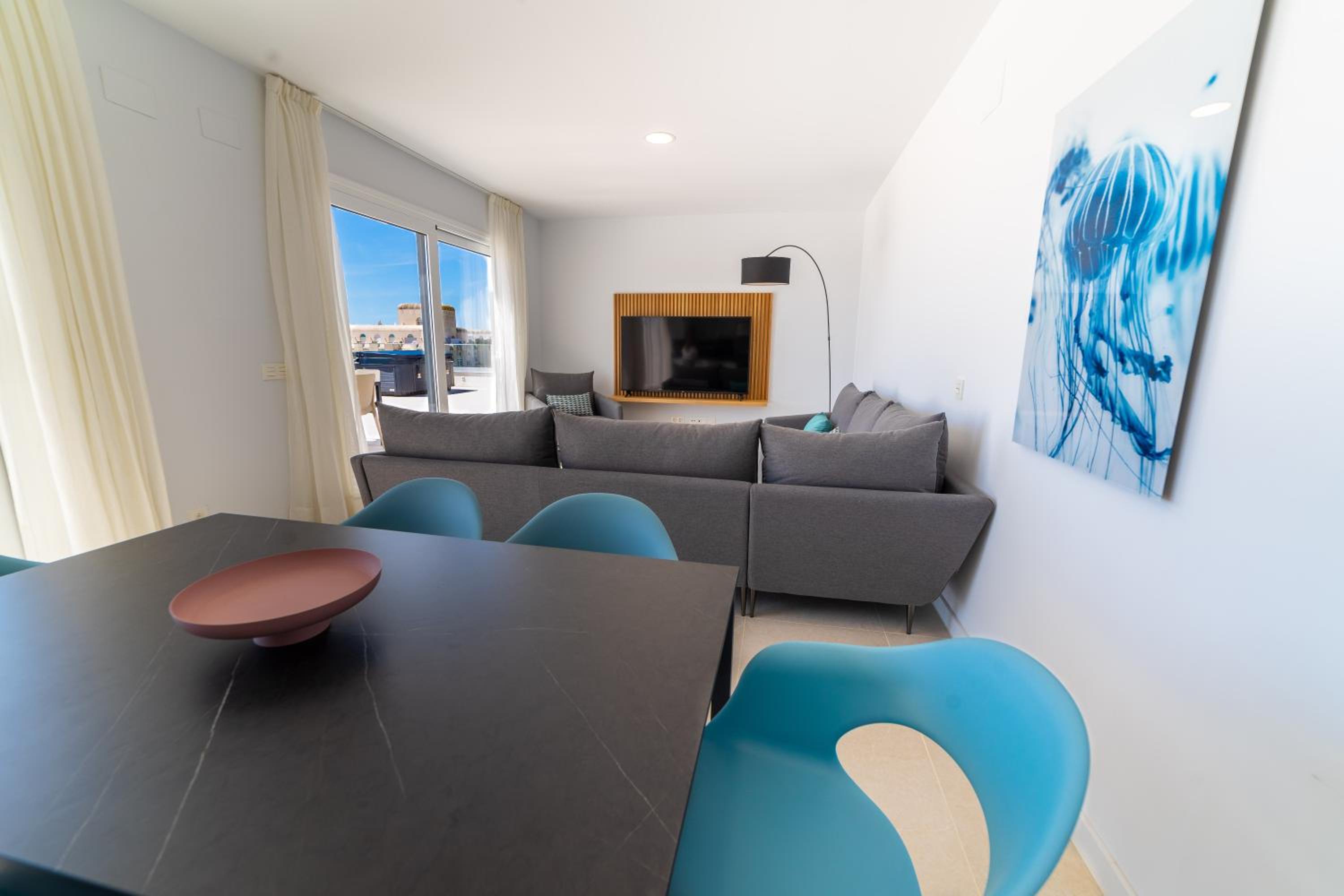 Penthouse Apartment - Photo 28