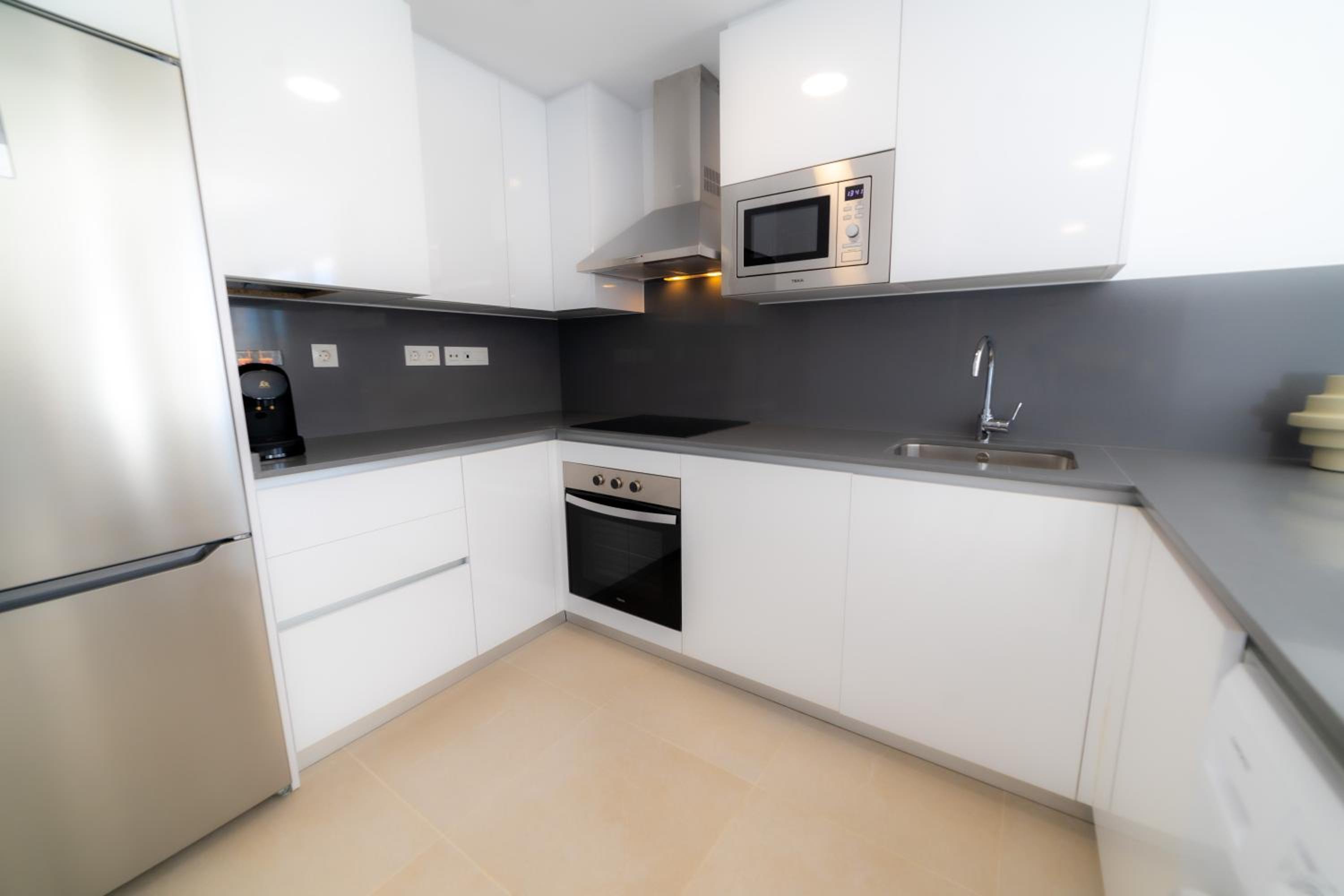 Penthouse Apartment - Photo 26