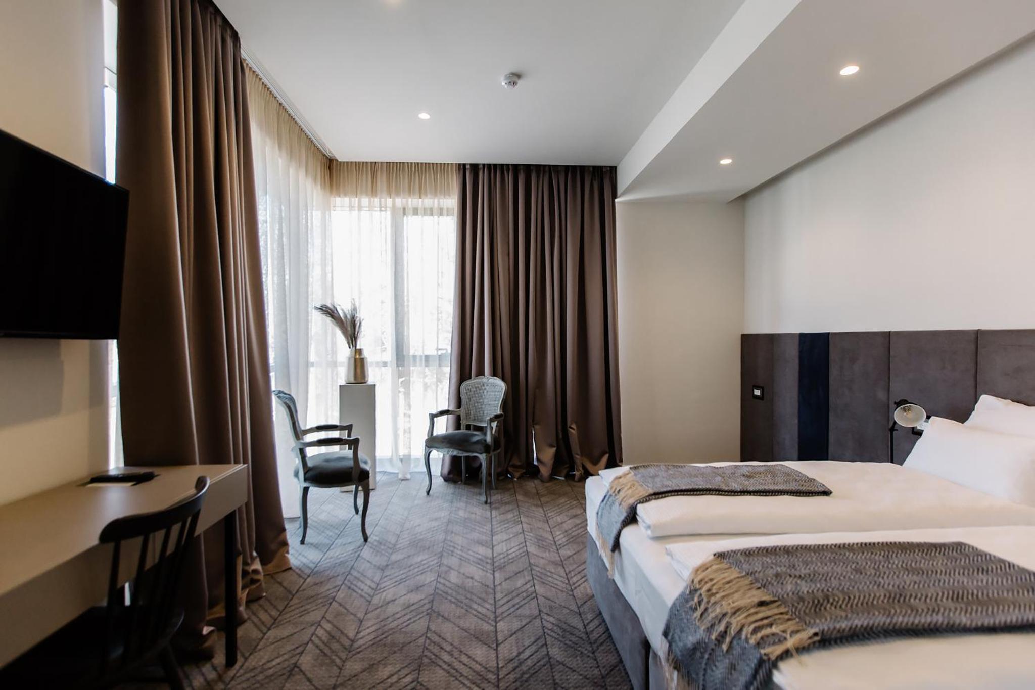 Deluxe Double Room photo 2