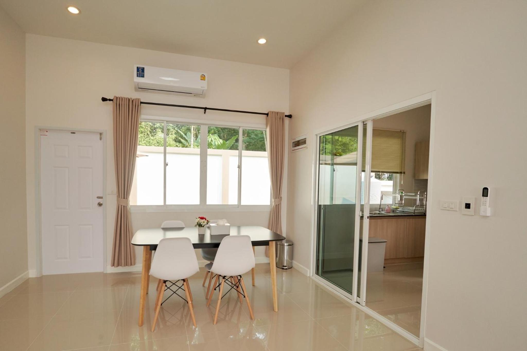 Three-Bedroom Villa - Photo 14