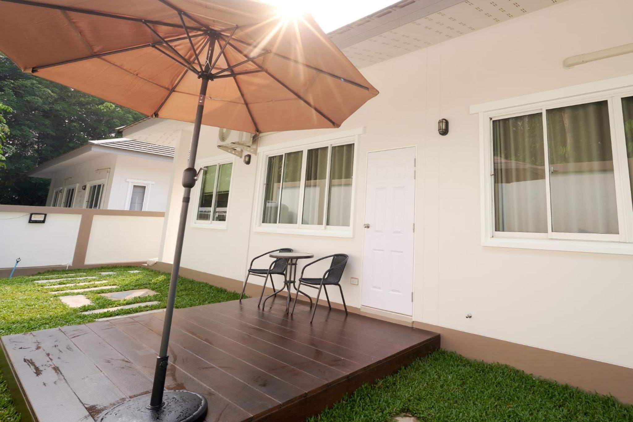 Three-Bedroom Villa - Photo 16