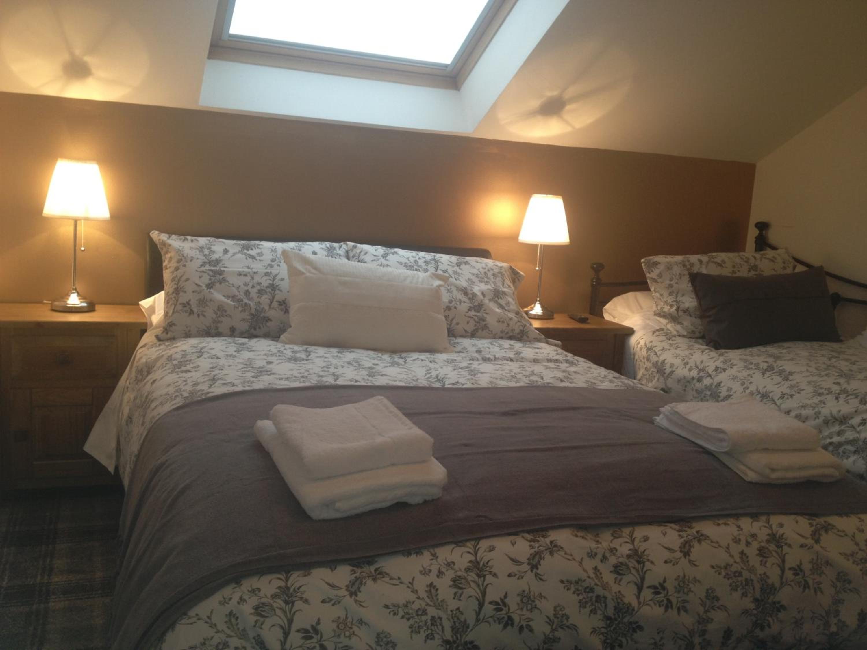 Superior Twin Room photo 3