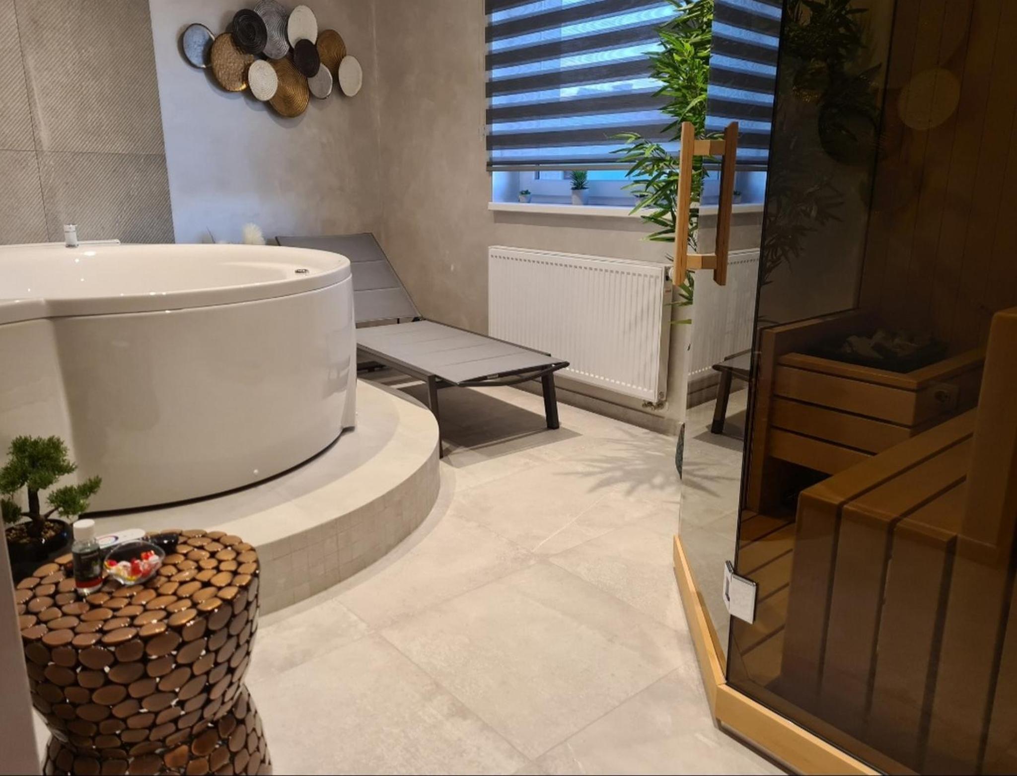 Studio Apartment with Terrace - Photo 11