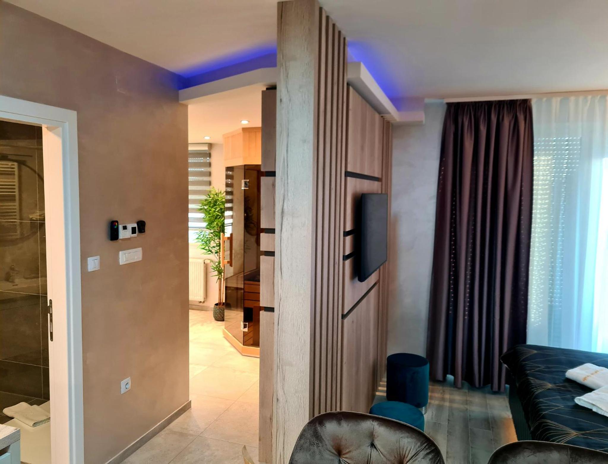Studio Apartment with Terrace - Photo 4