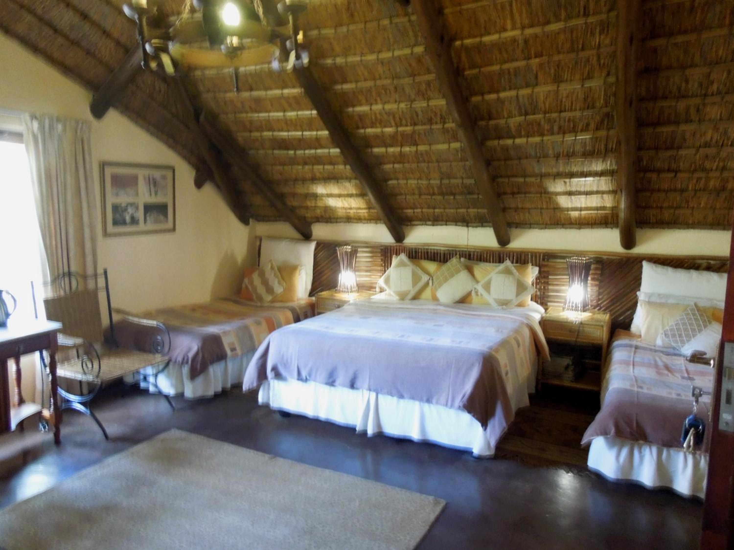 Open Plan Family room for 4 photo 3
