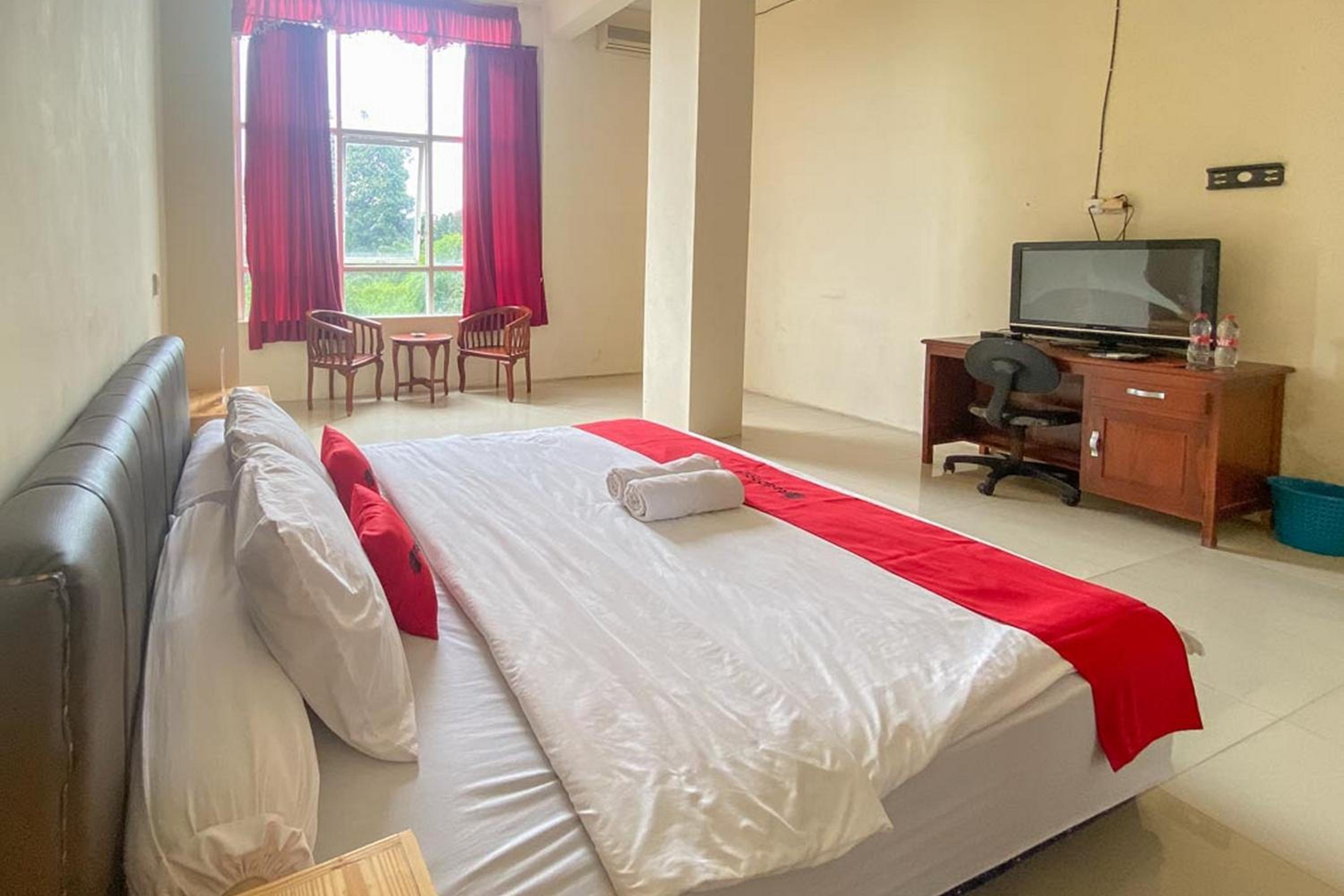Standard Double Room - Photo 2