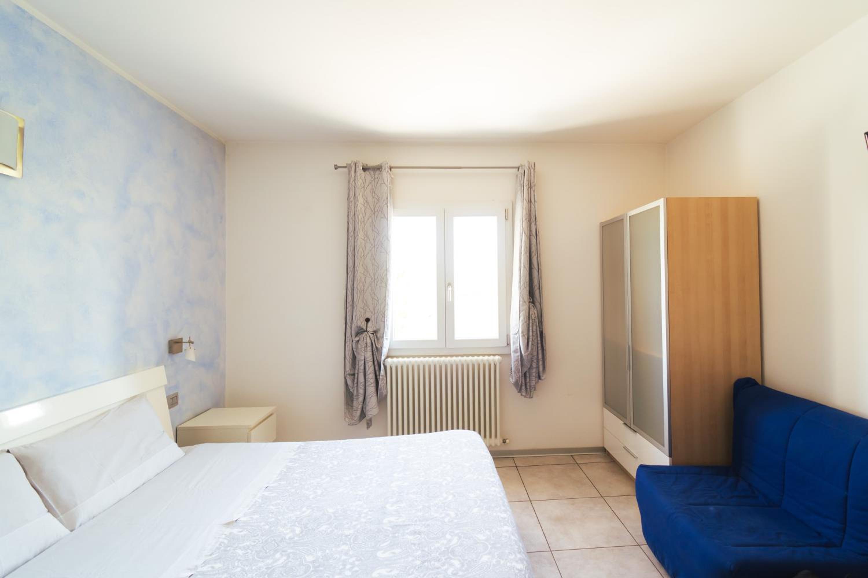 Classic Triple Room photo 2
