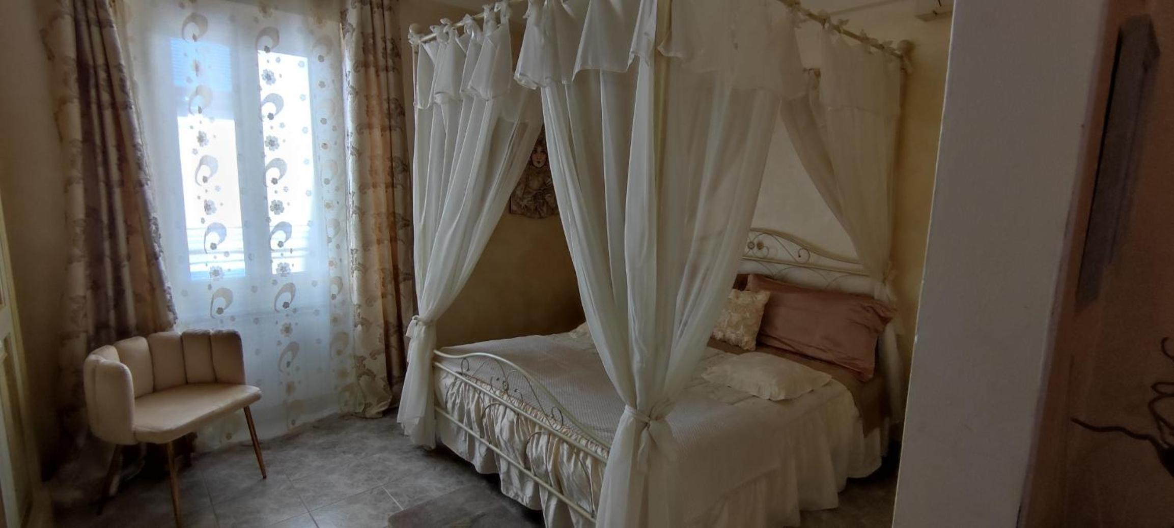Large Double Room with Balcony and Sea view photo 3