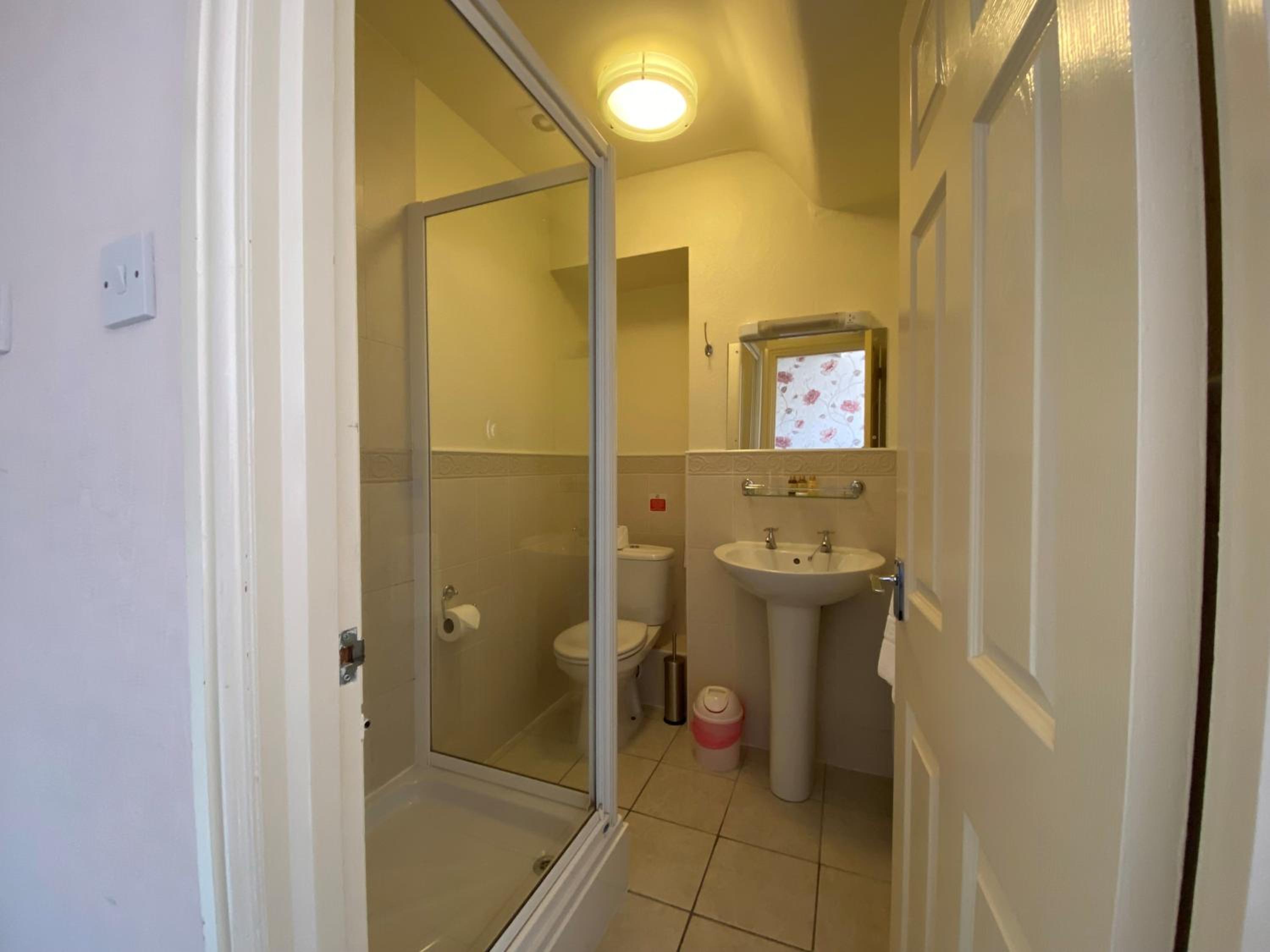 Single room with  Mountain view photo 3
