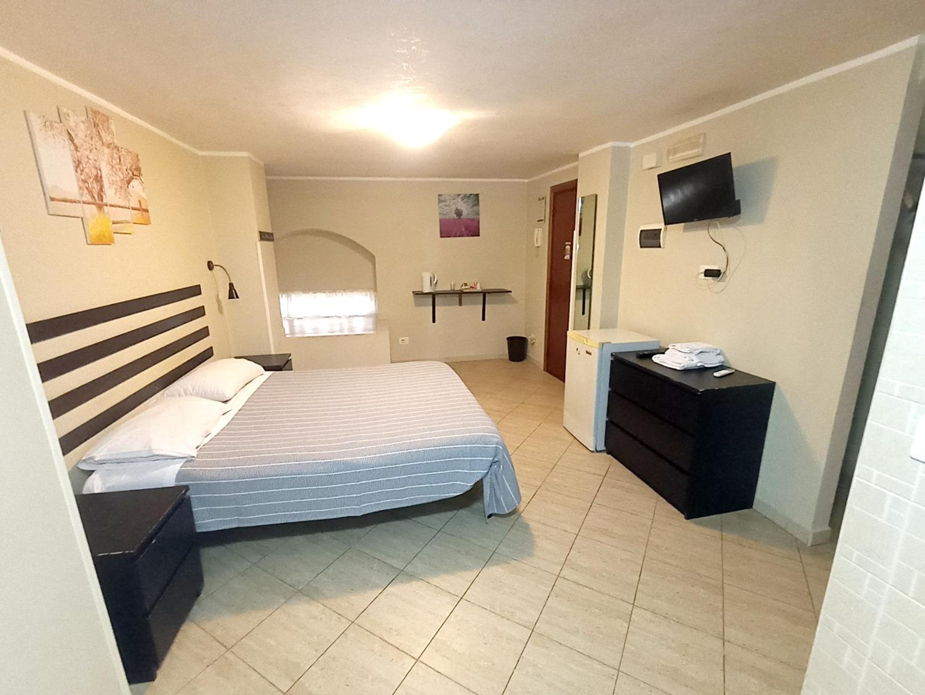 Large Double Room photo 1