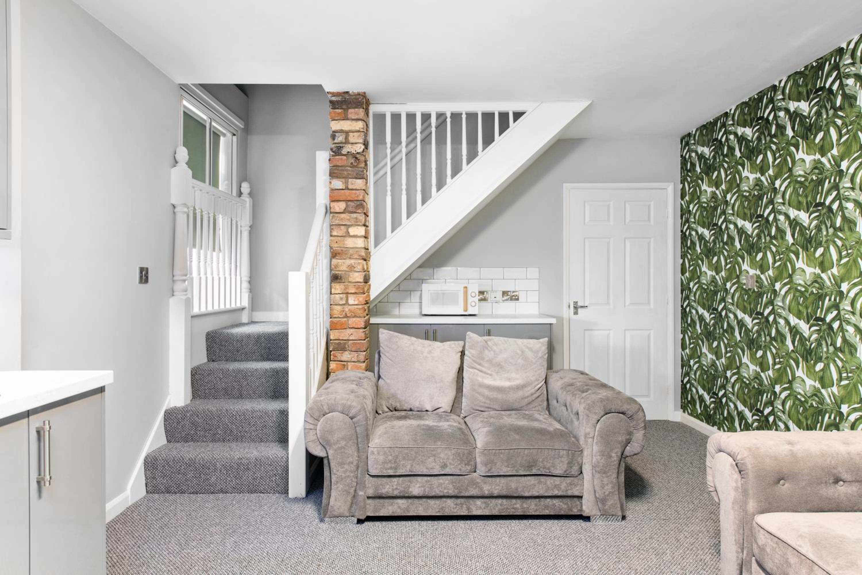 Three-Bedroom House photo 1