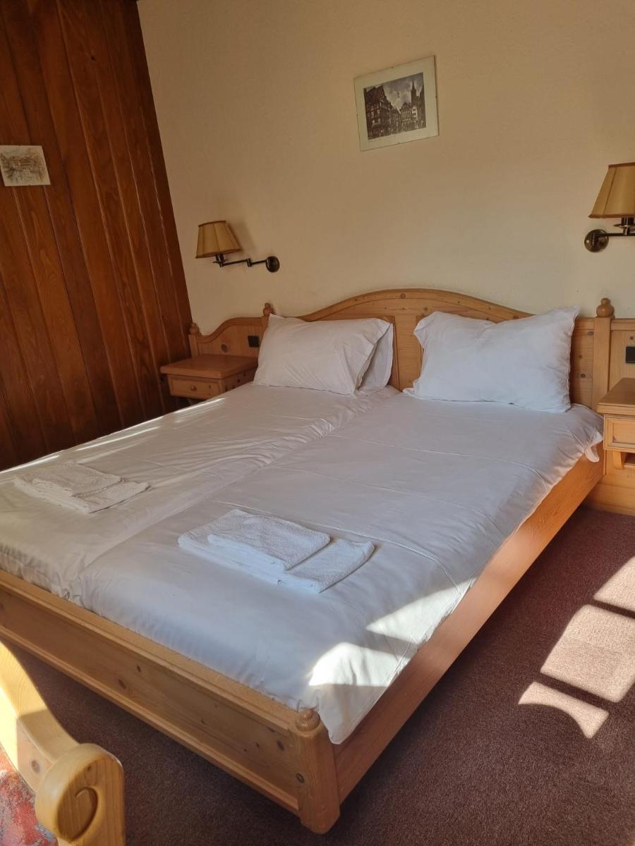 Standard Double Room photo 2
