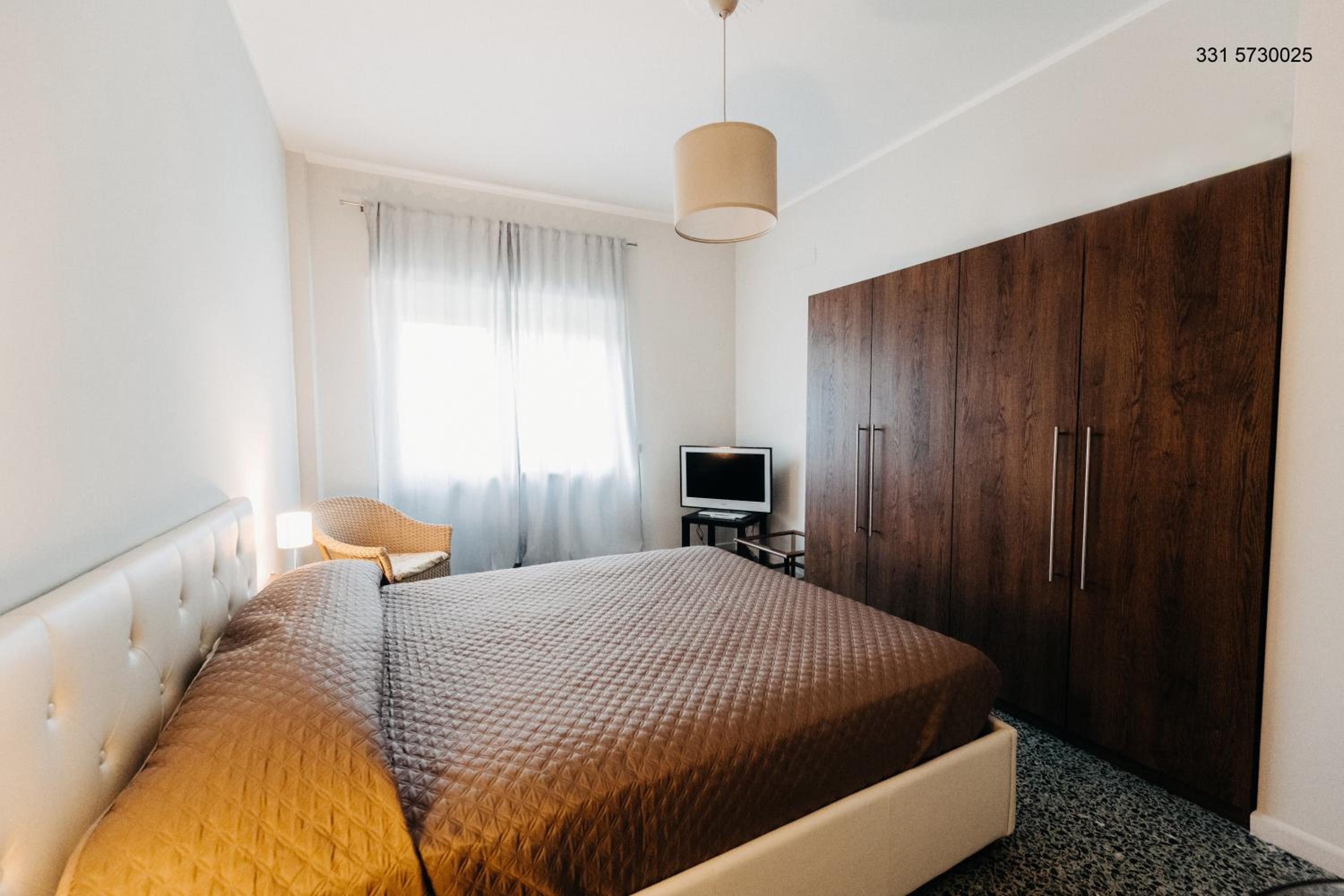 Deluxe Triple Room - Photo 1