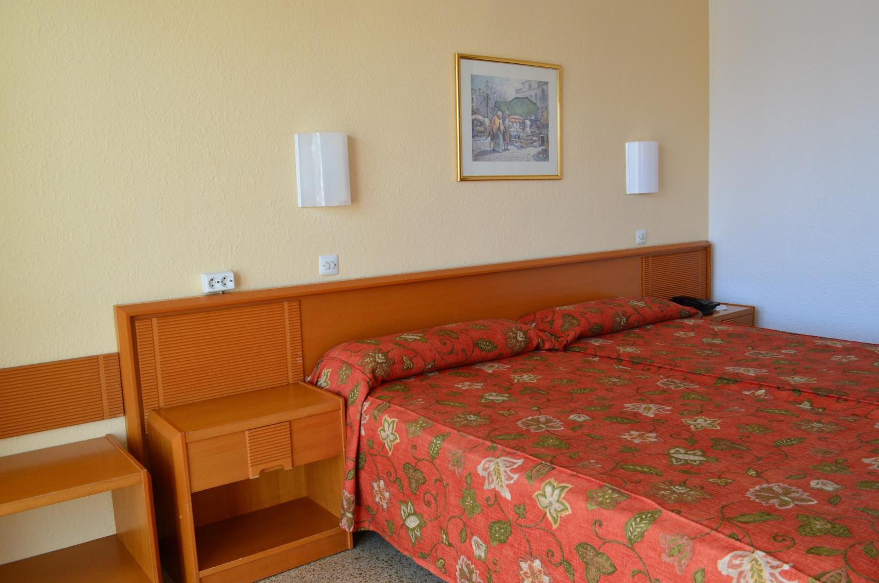 Double Room - Photo 4