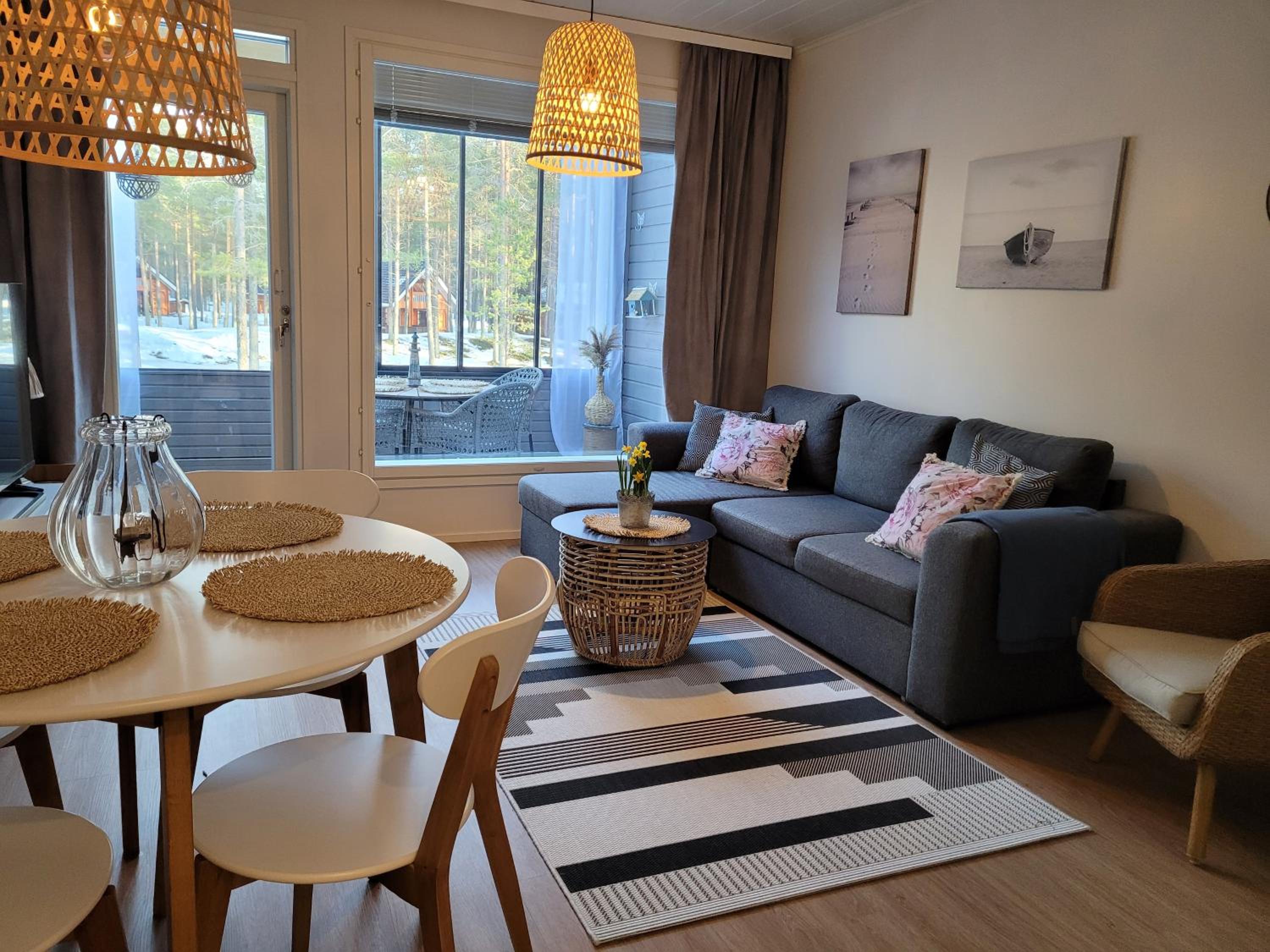 One-Bedroom House photo 1