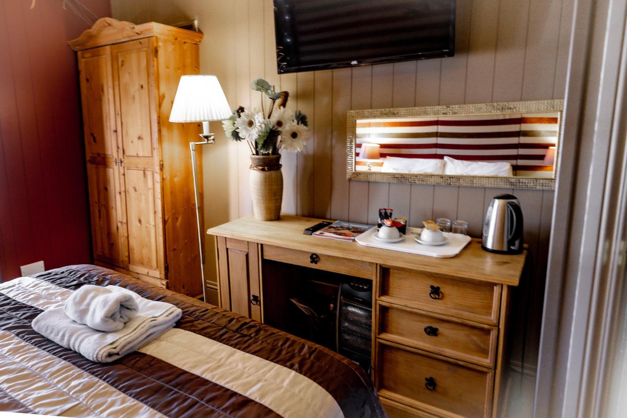 Superior King Room photo 2
