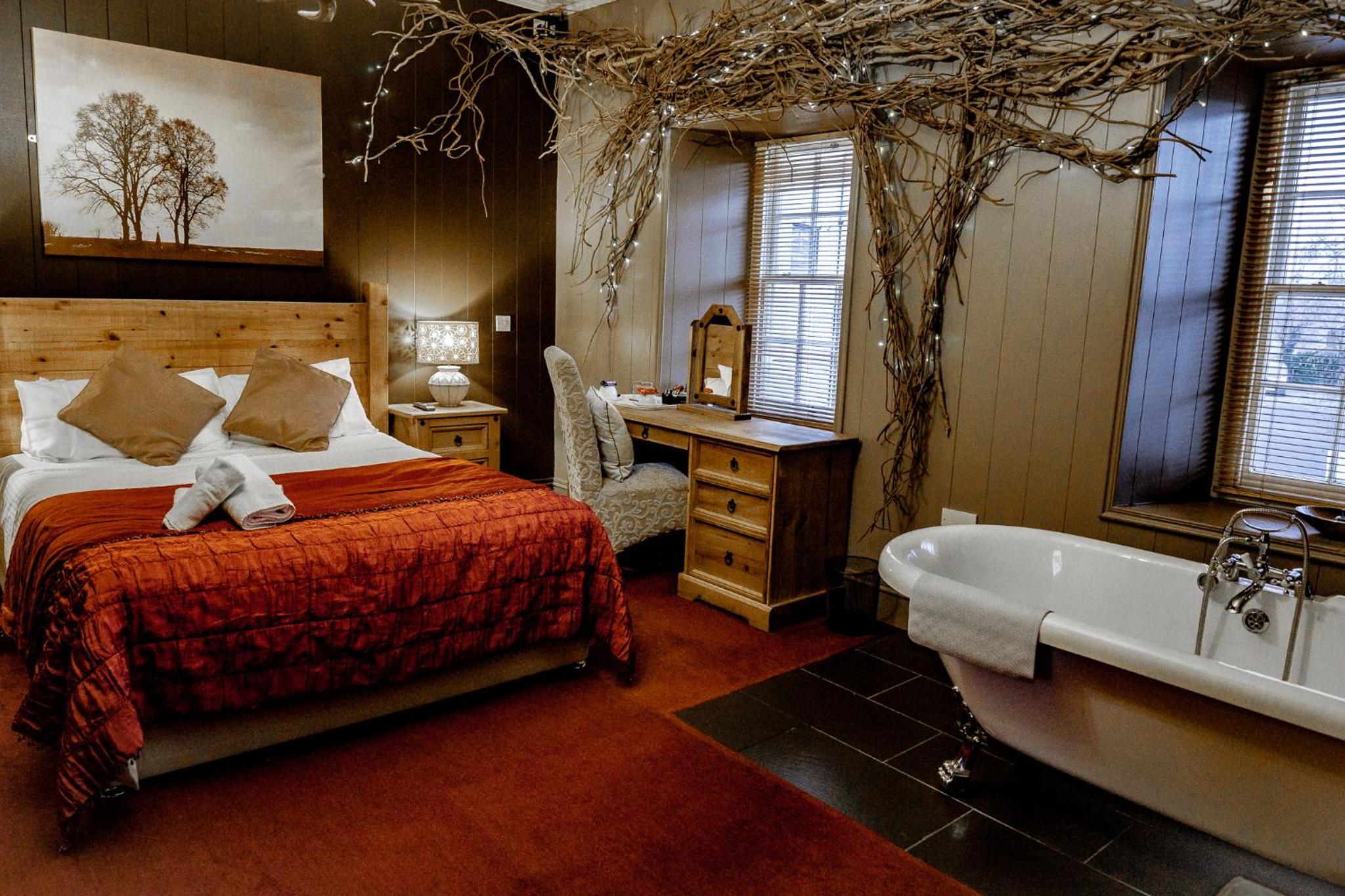 Deluxe King Room photo 3