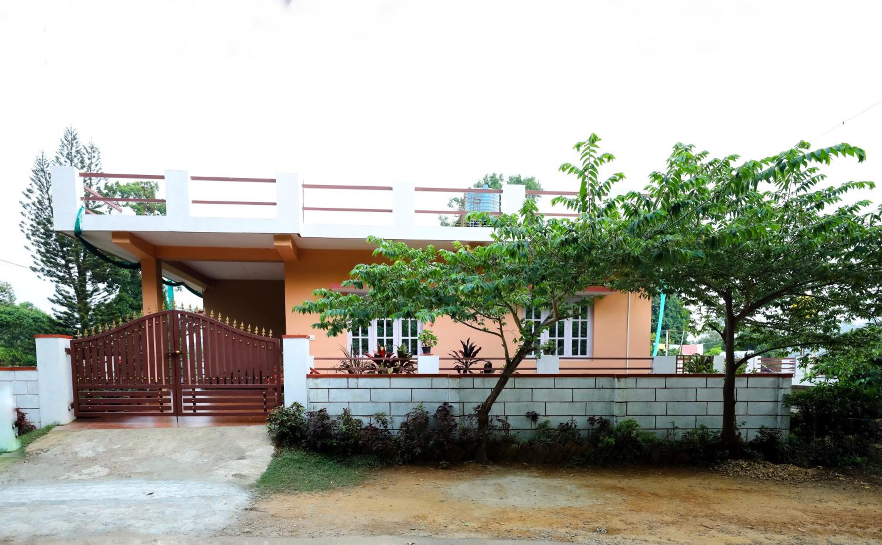 Two-Bedroom House - Photo 25
