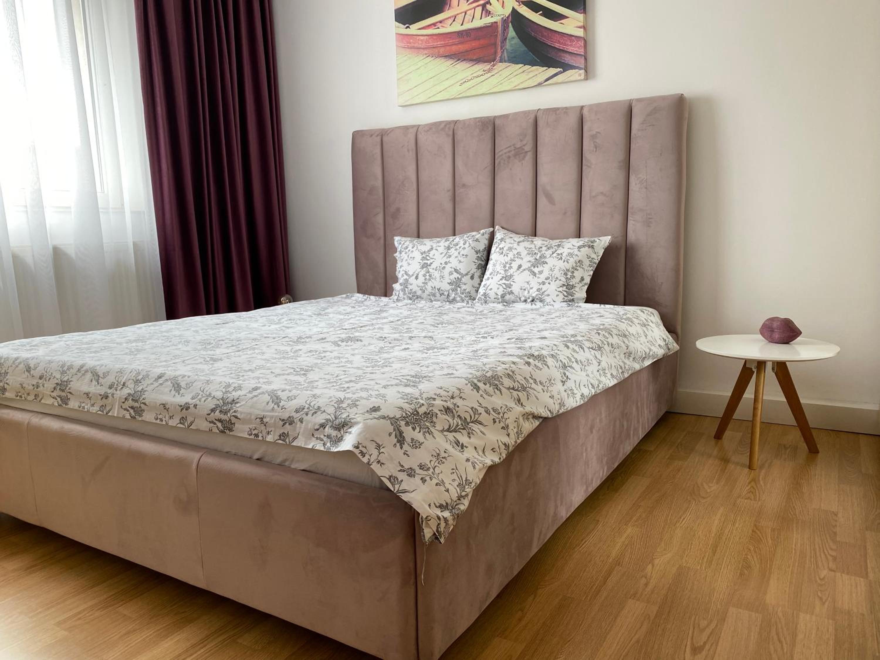One-Bedroom Apartment - Photo 10