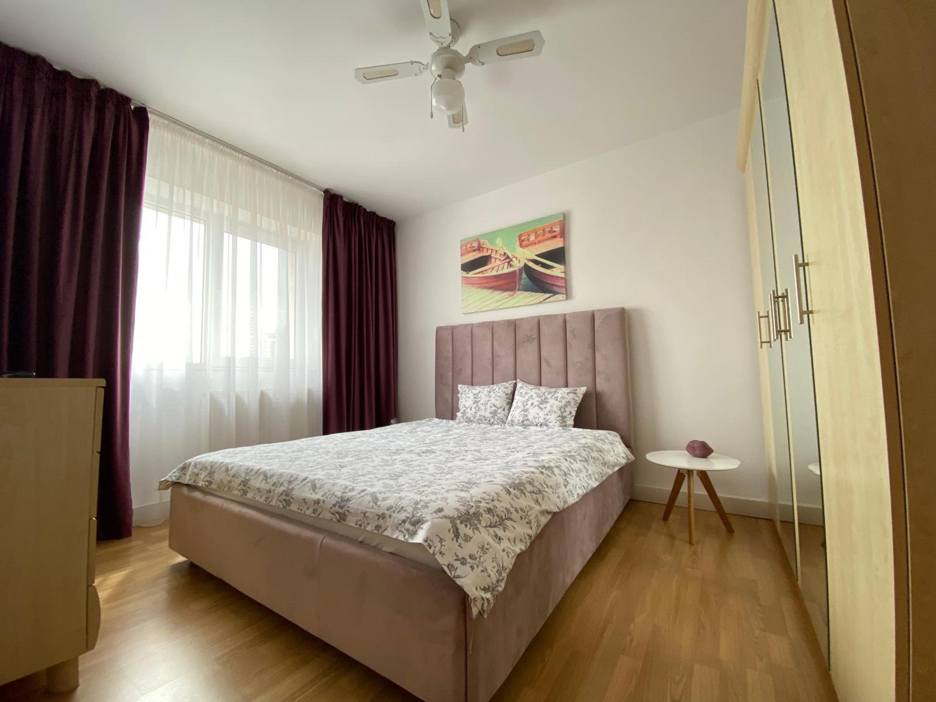 One-Bedroom Apartment - Photo 11