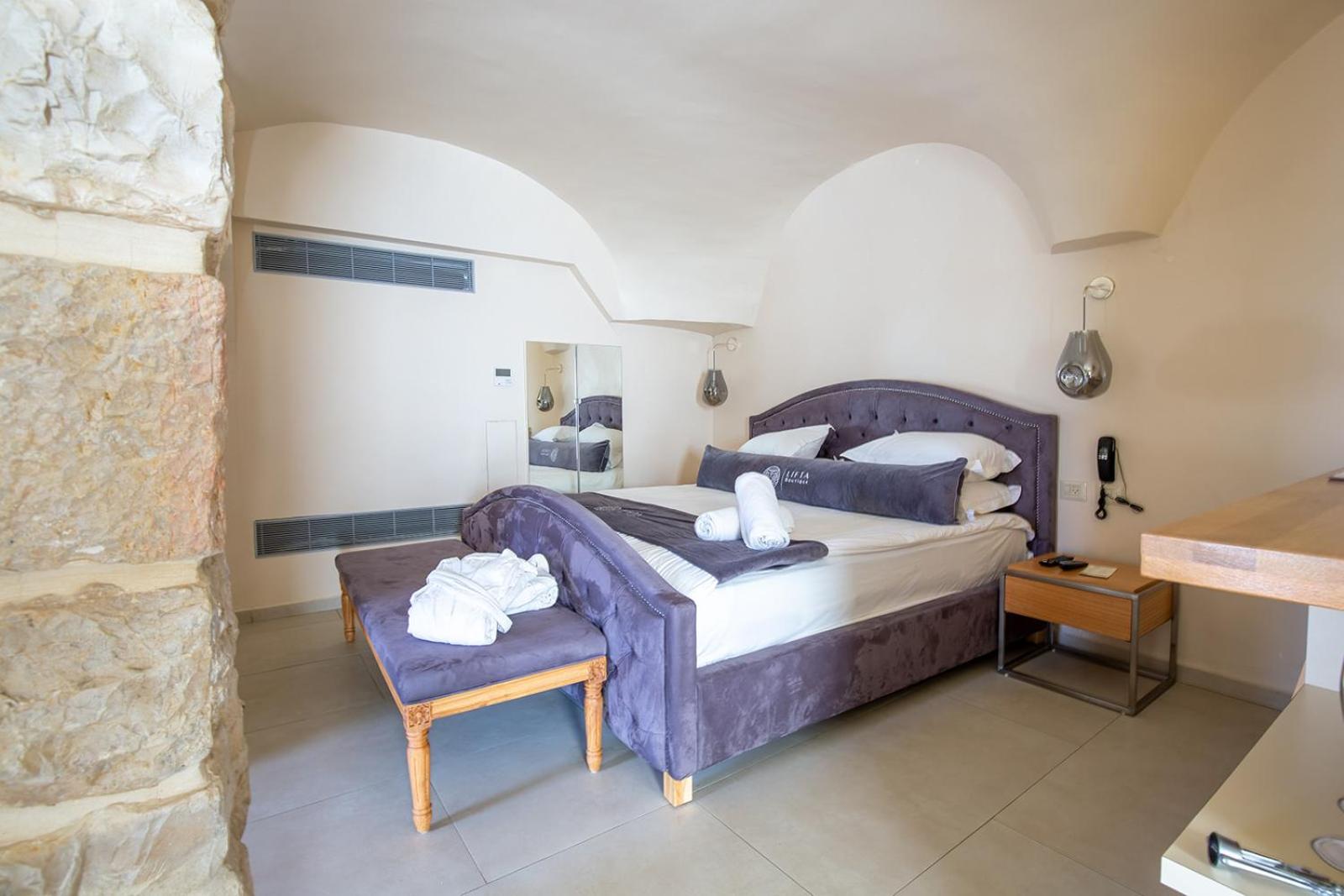 Suite photo 1