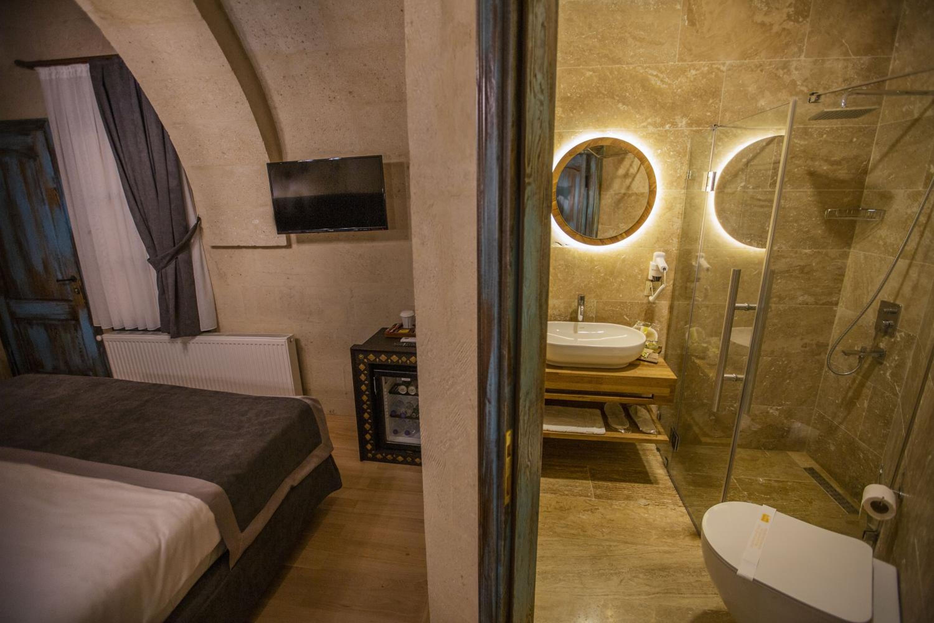 Deluxe Double Room photo 3
