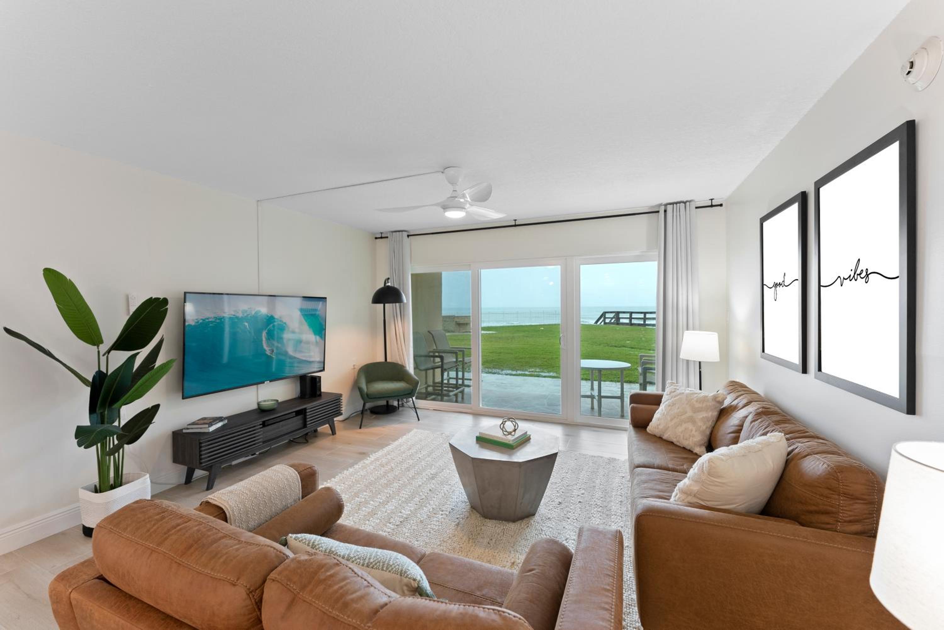 Ground-Floor Condo with Panoramic Ocean Views, Unit #112 photo 3