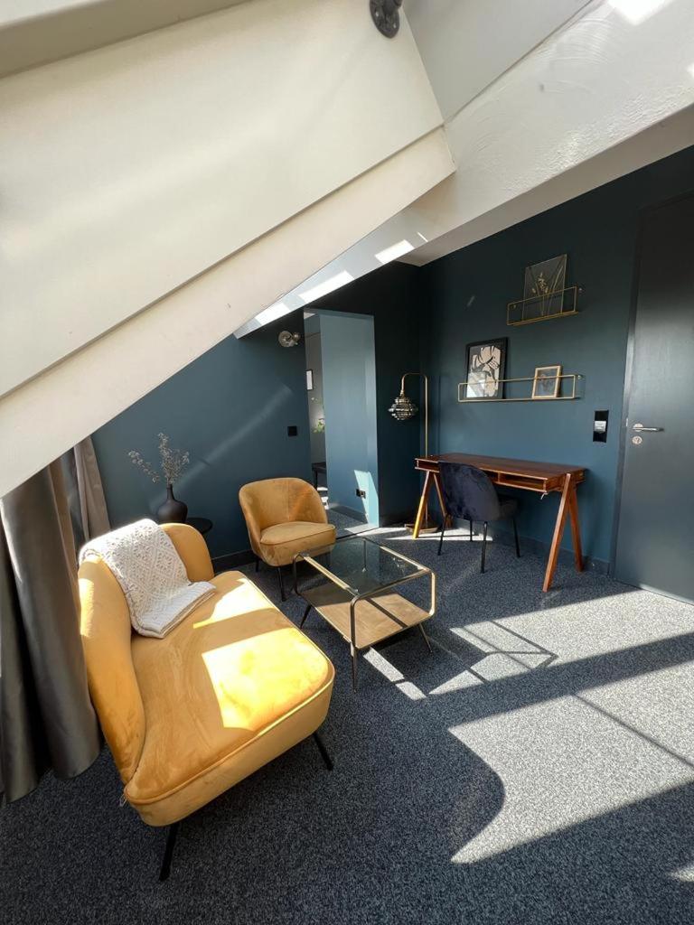 Deluxe Double Room with Sea View - Photo 2