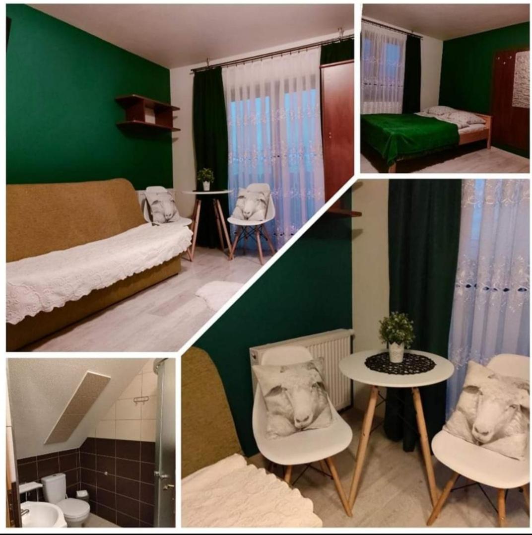 Quadruple Room with Balcony - Photo 4