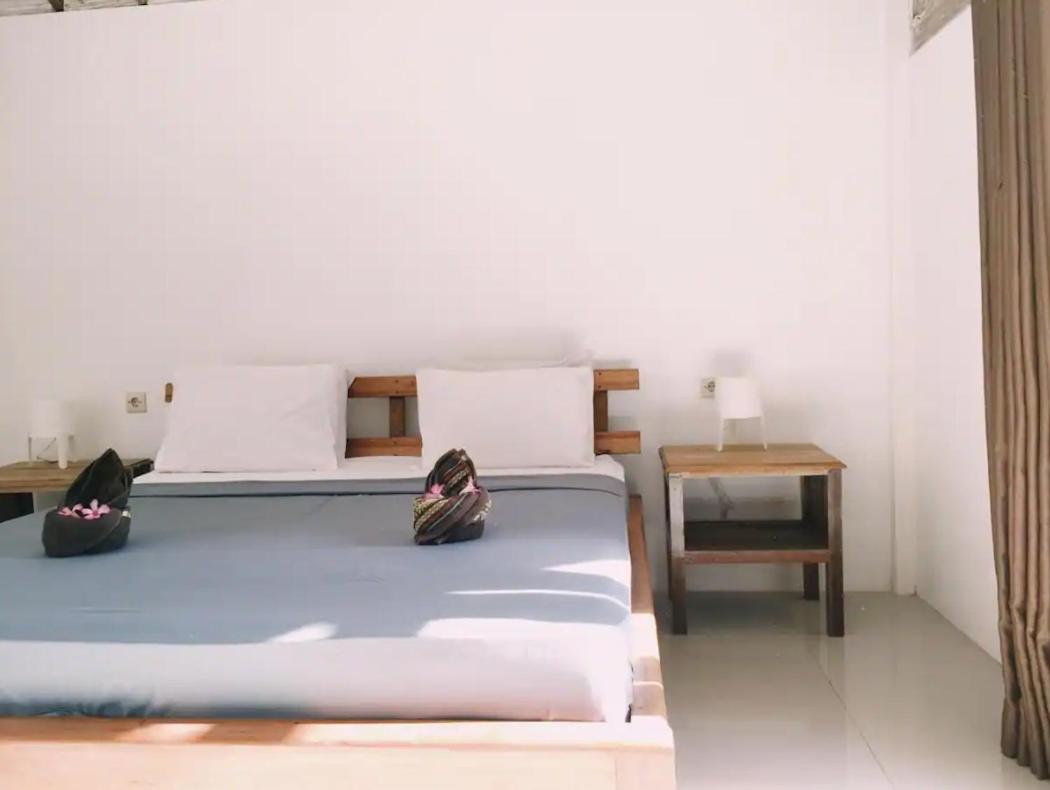 One-Bedroom House - Photo 25