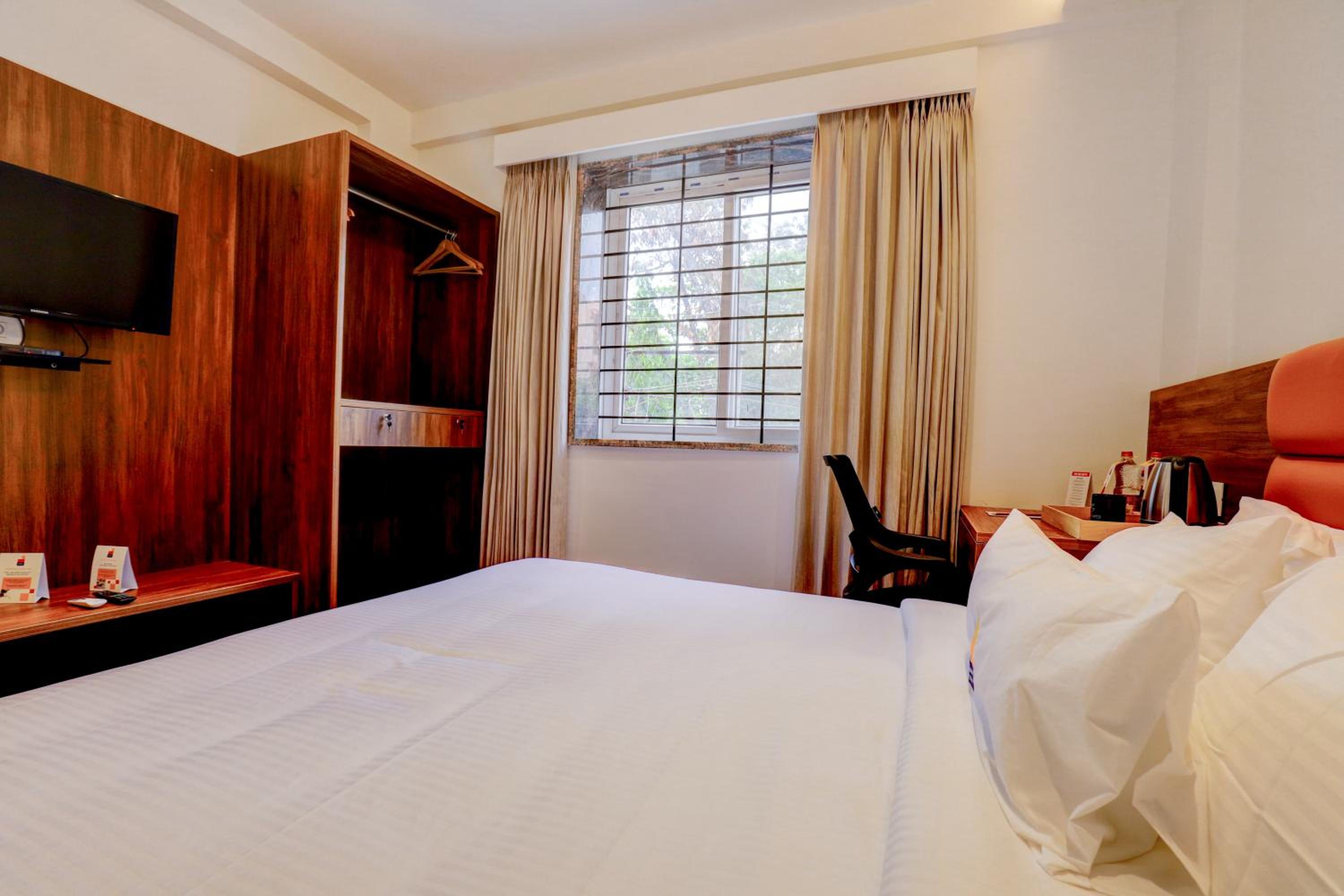 Standard Double Room - Photo 3