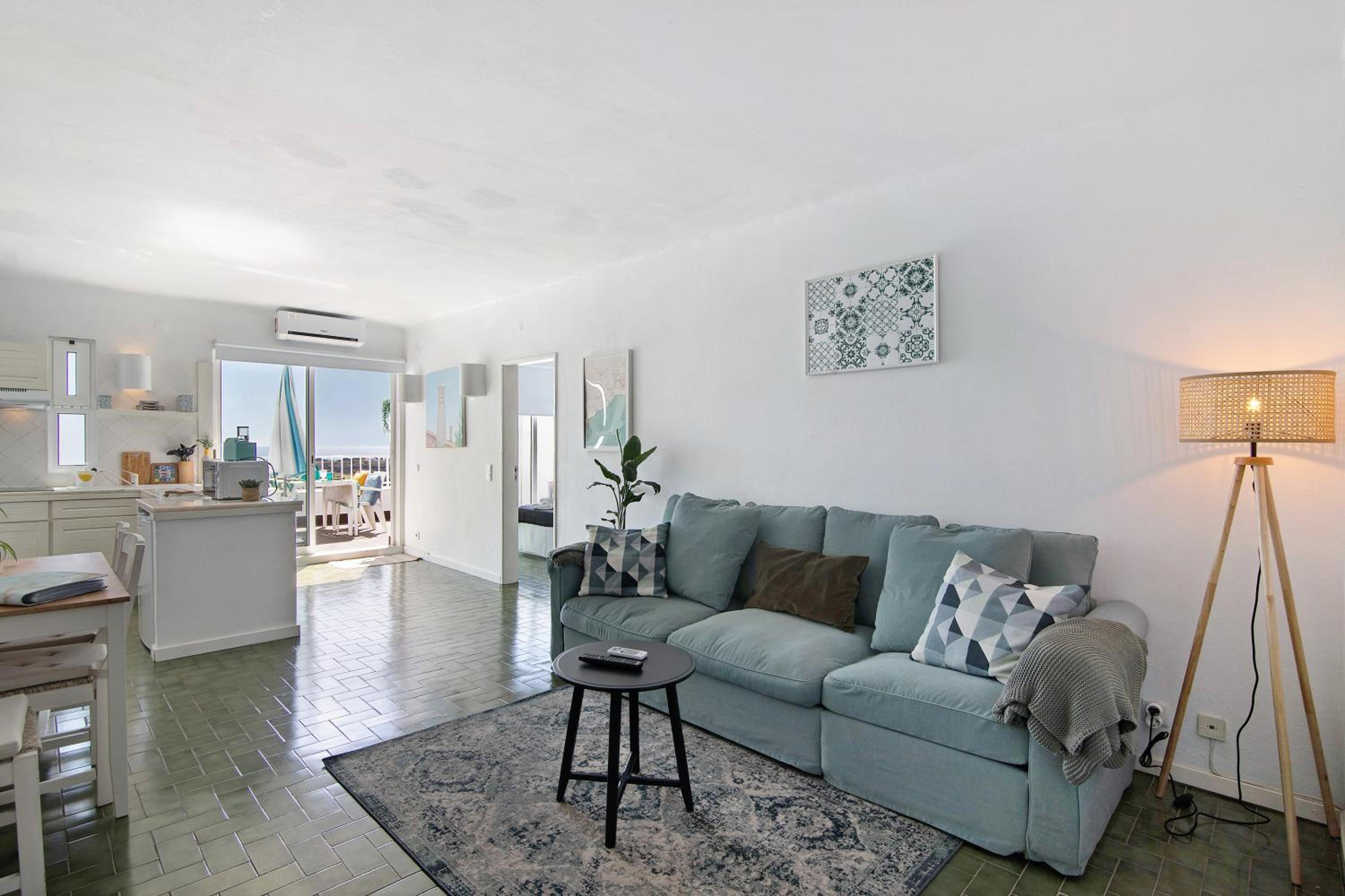 Superior One-Bedroom Apartment with Balcony
