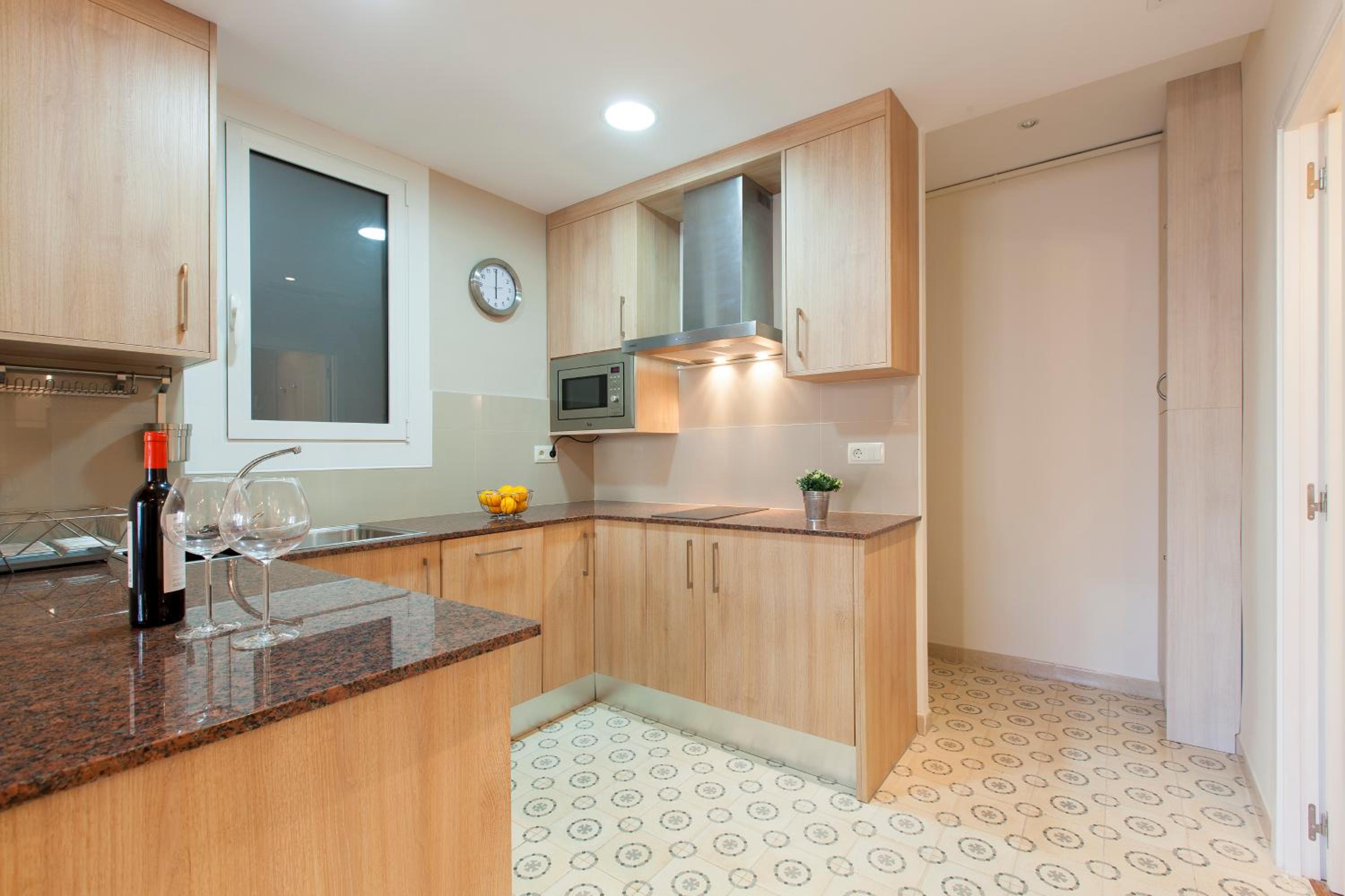 Apartment photo 3