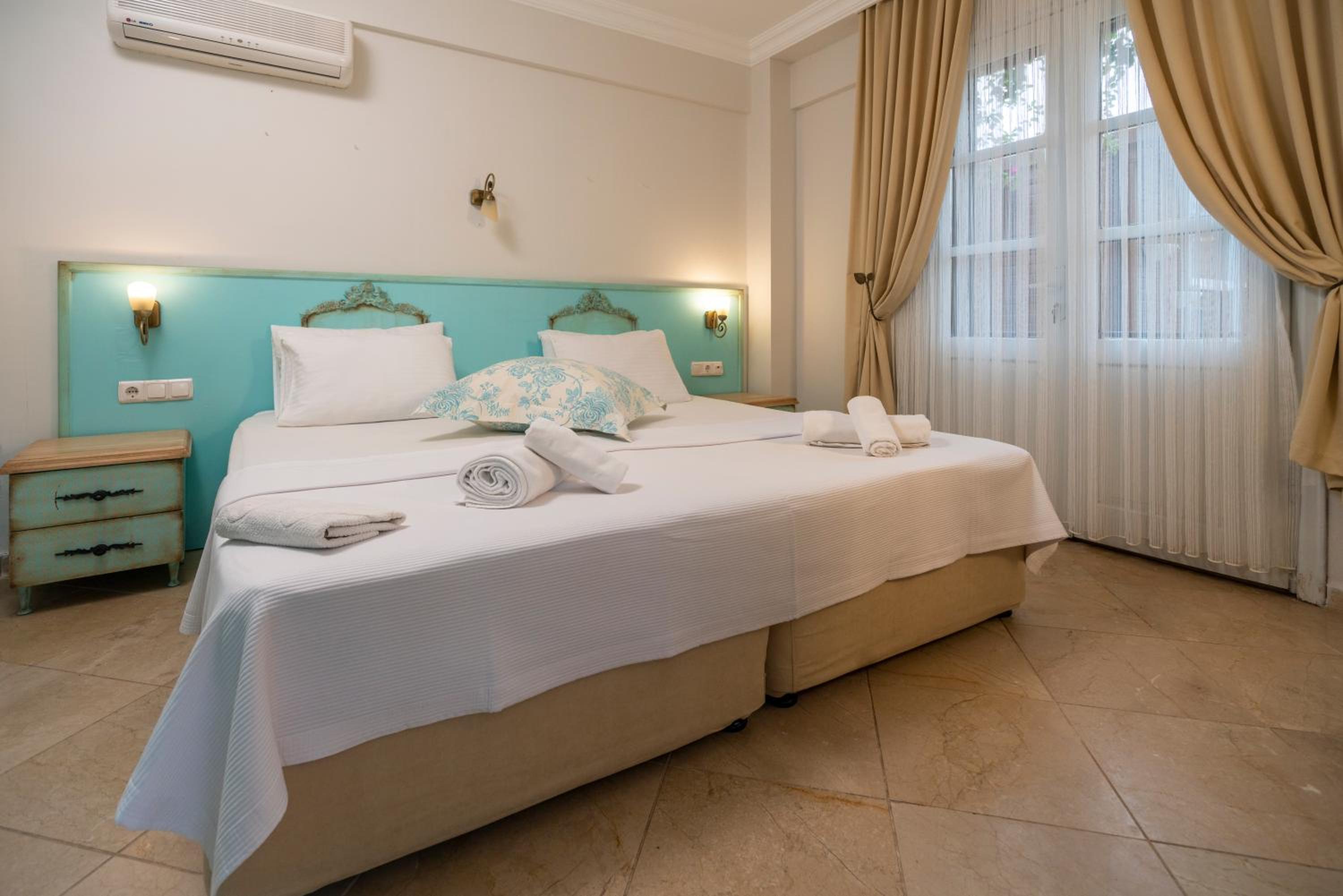 Superior Double Room - Photo 14