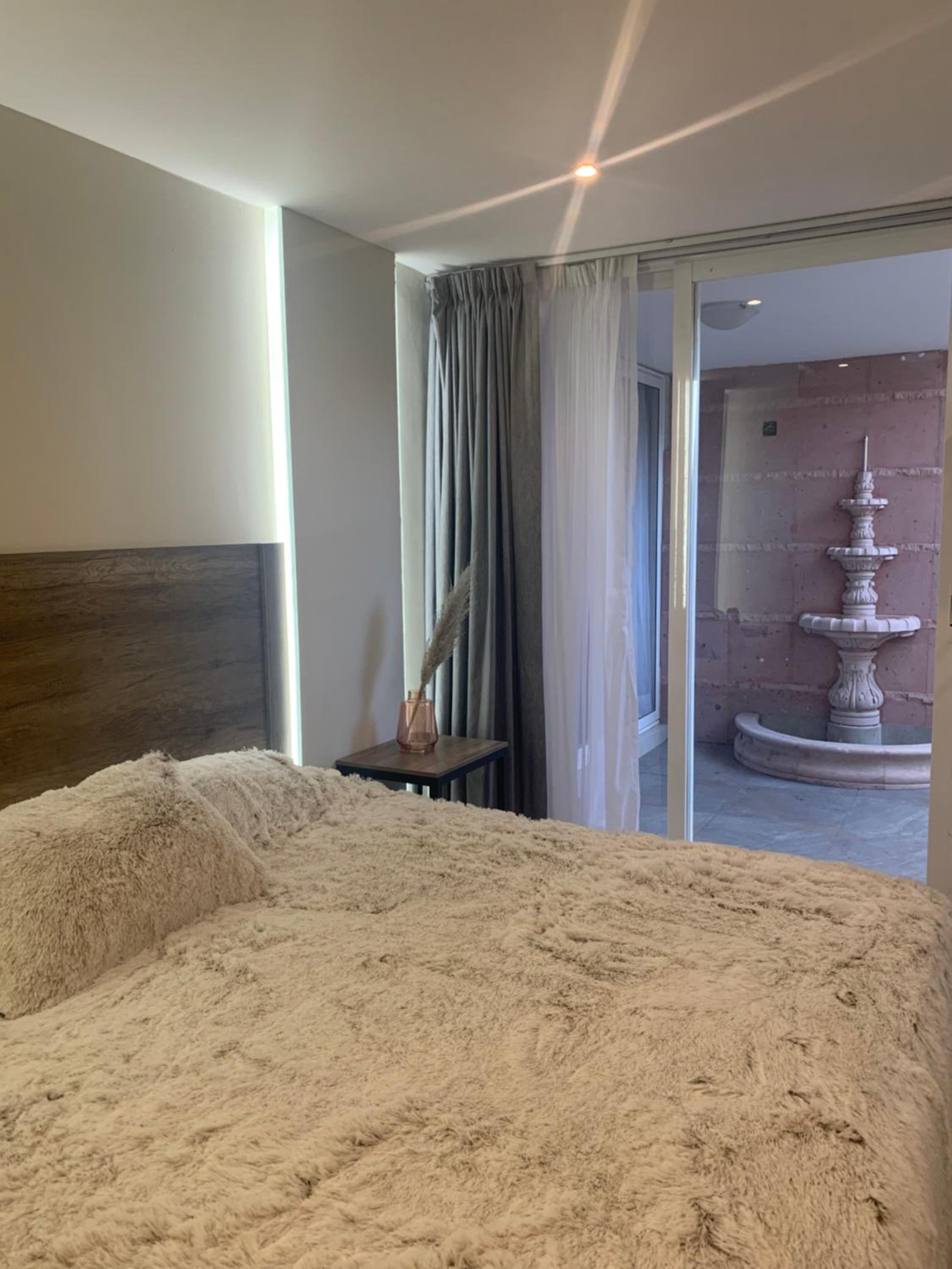 Deluxe Queen Room photo 1