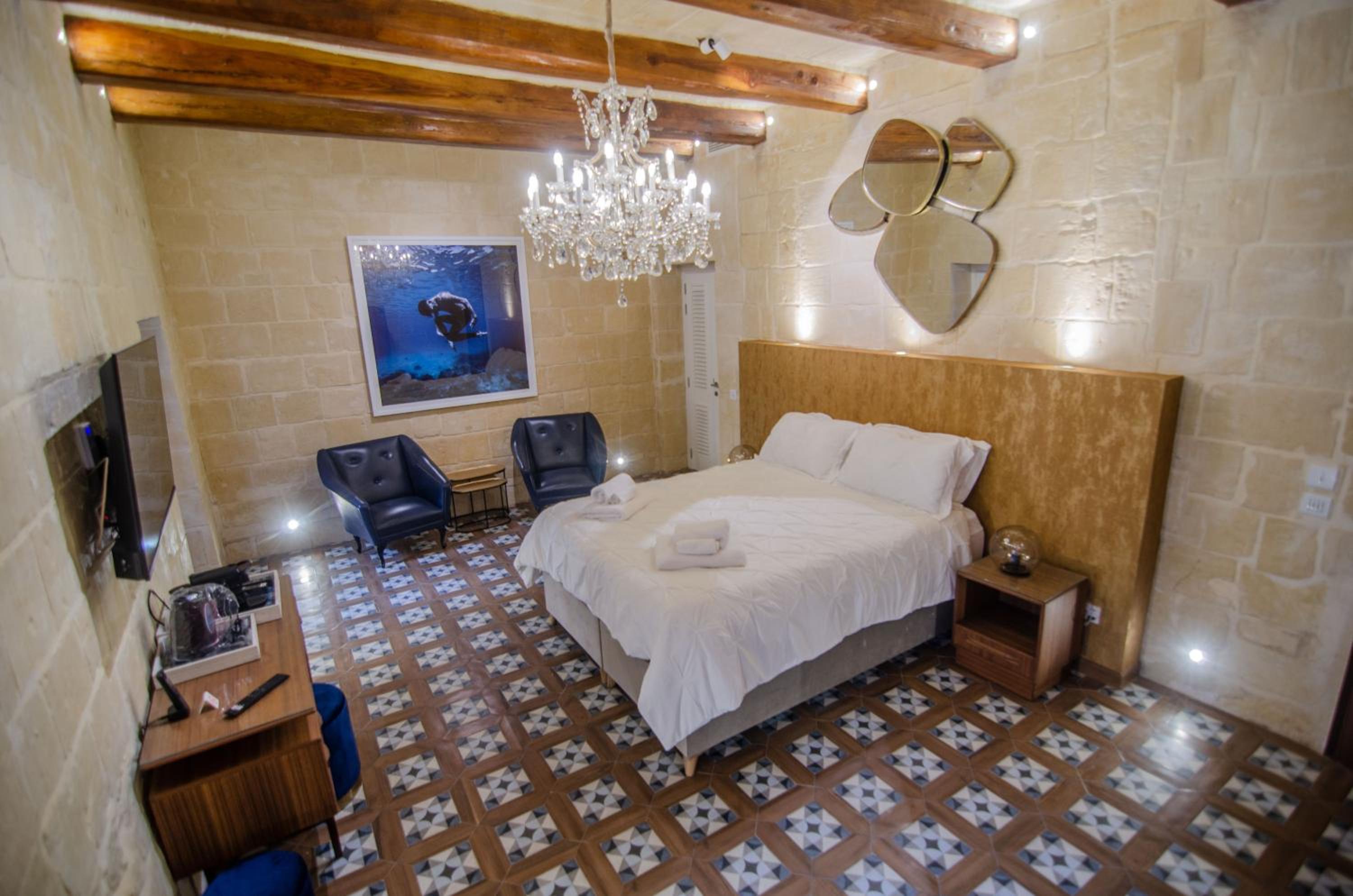 Superior Deluxe Double or Twin Room
