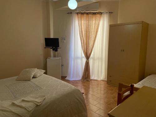Standard Triple Room - Photo 2
