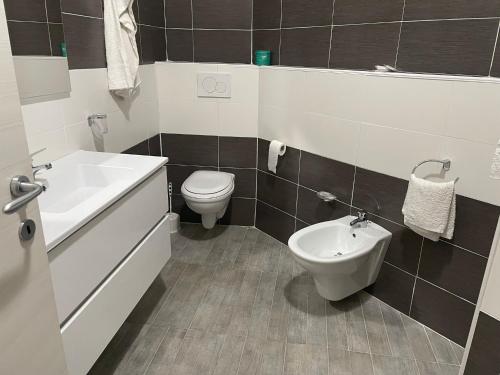 Standard Quadruple Room - Photo 6
