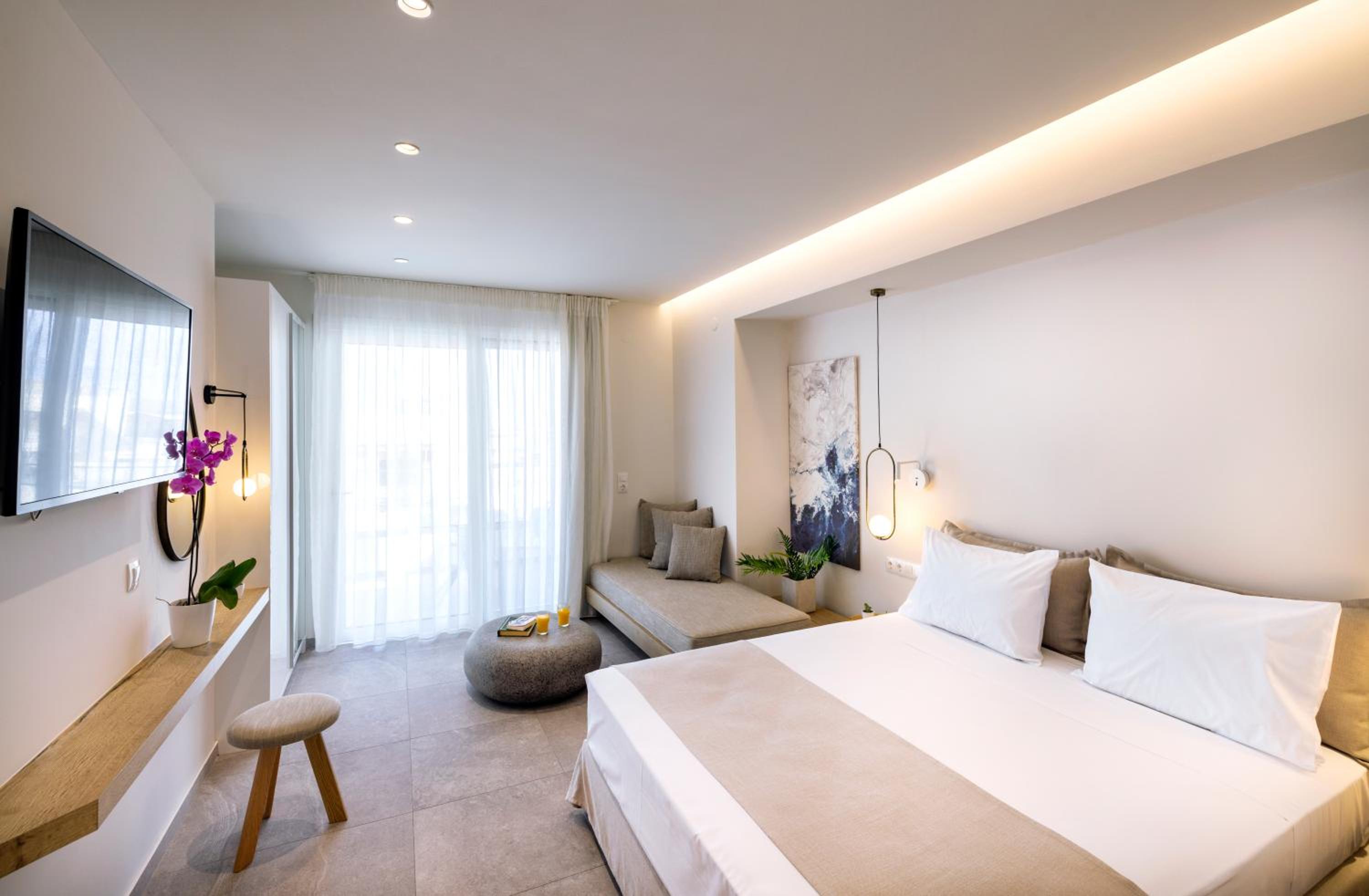 Family Suite with Balcony photo 1