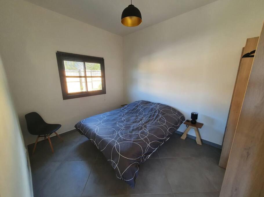 Two-Bedroom House - Photo 23
